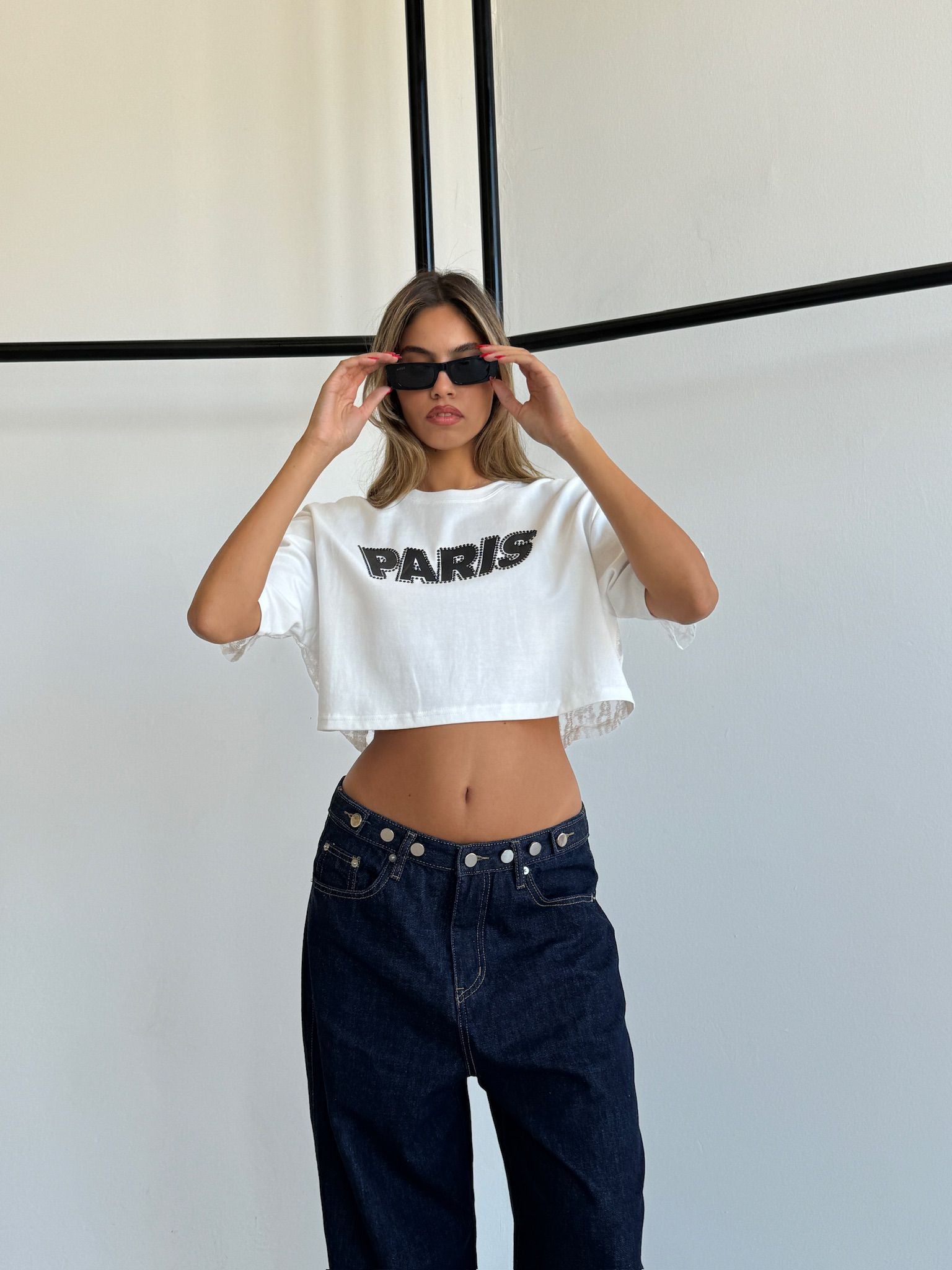 חולצת פריז לבן