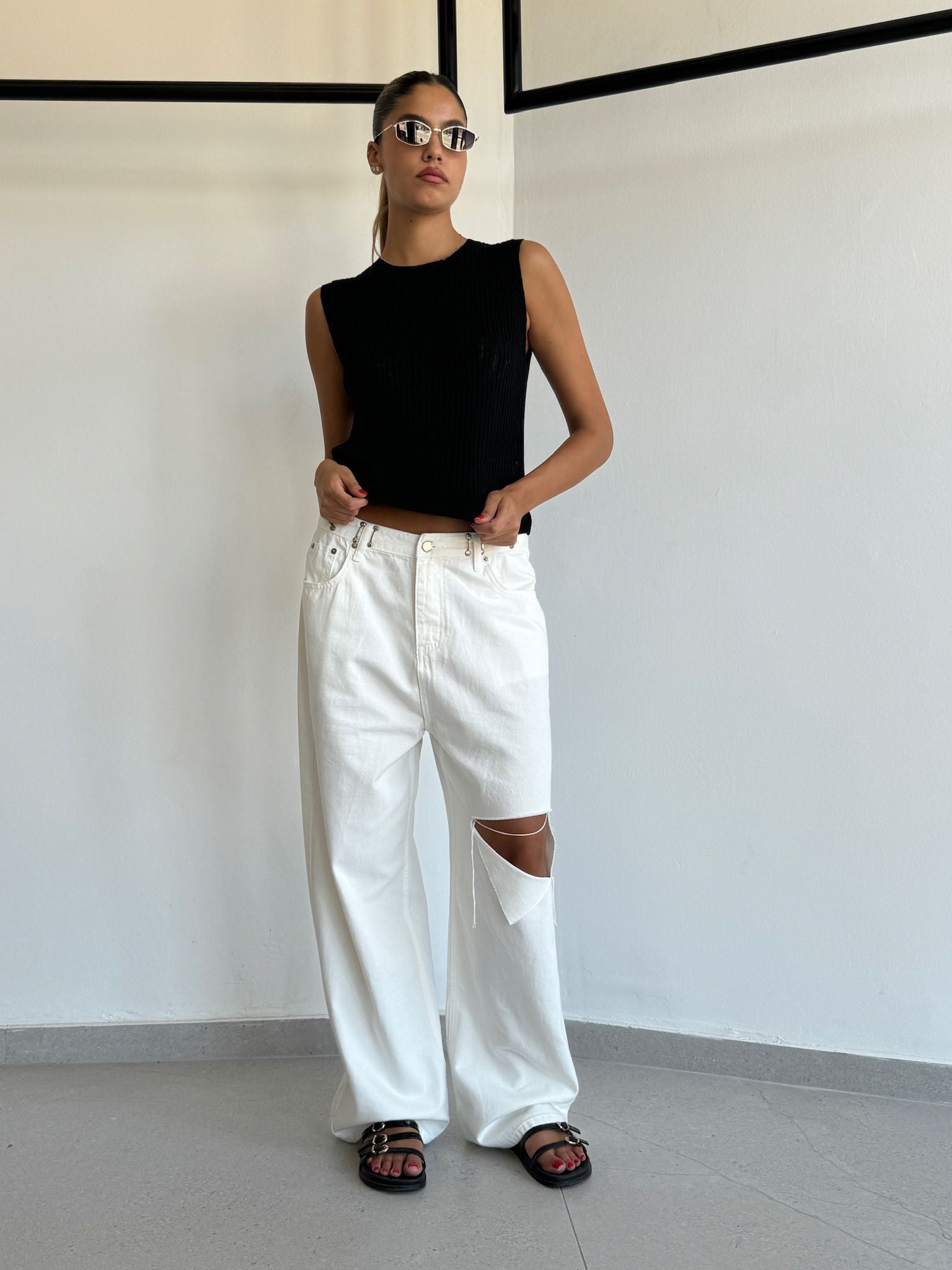 ג'ינס ליהי לבן