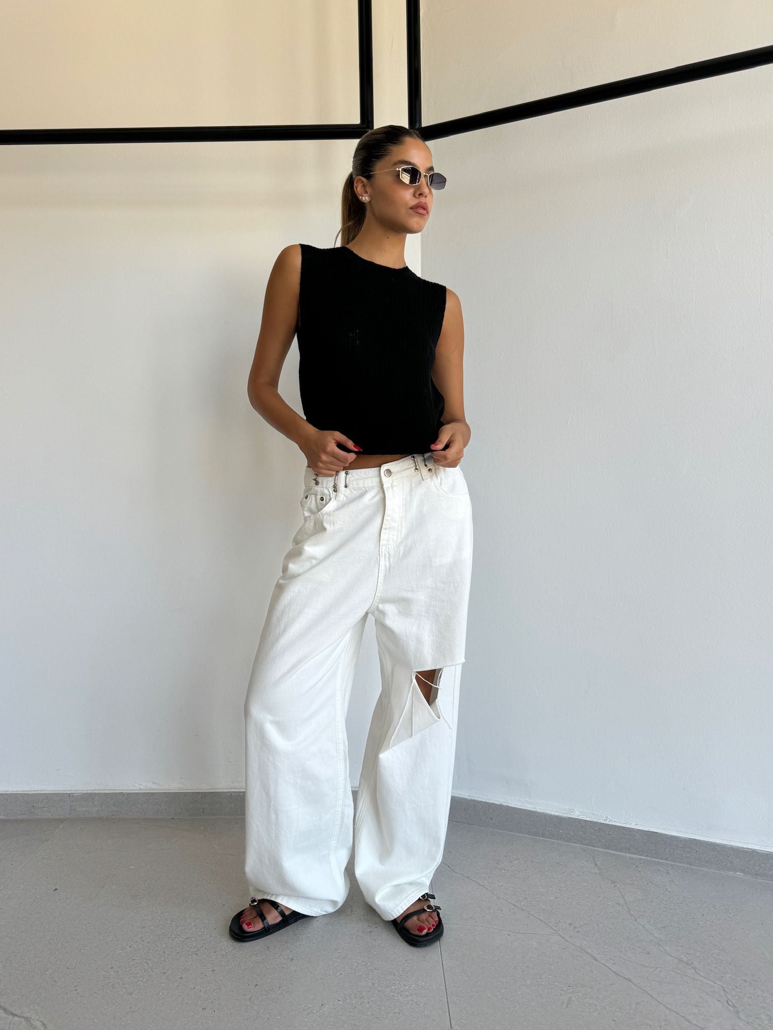 ג'ינס ליהי לבן