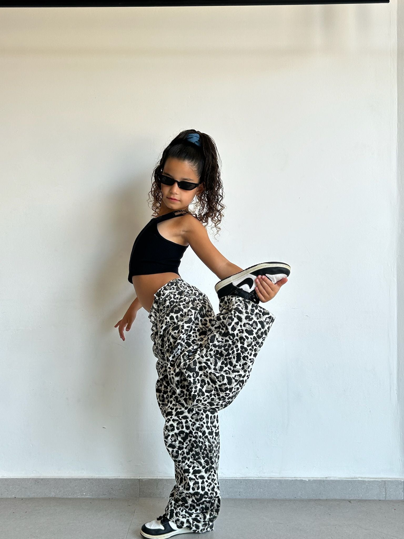 מכנס טאי מנומר לבן