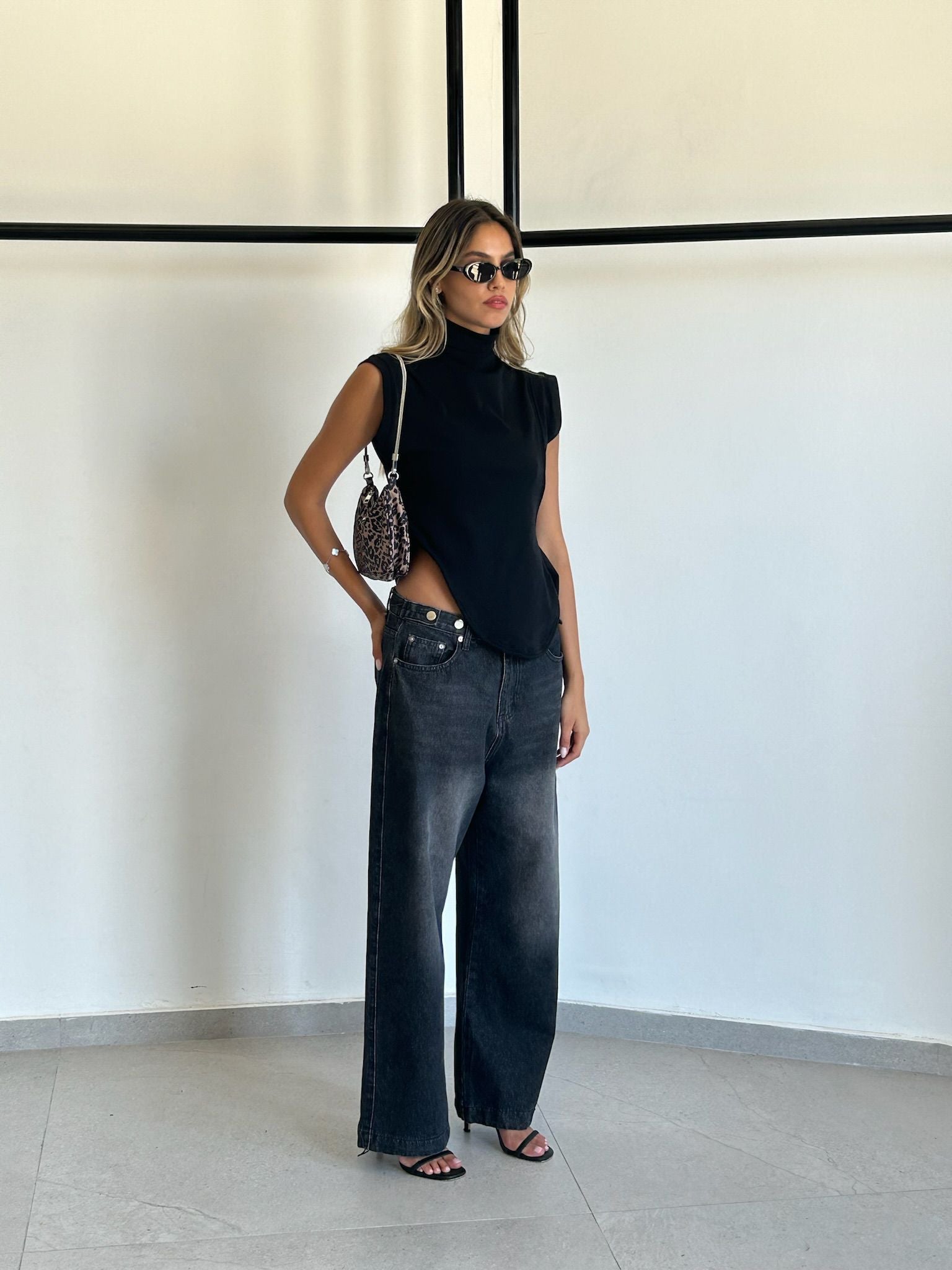 ג'ינס ג'וי שחור