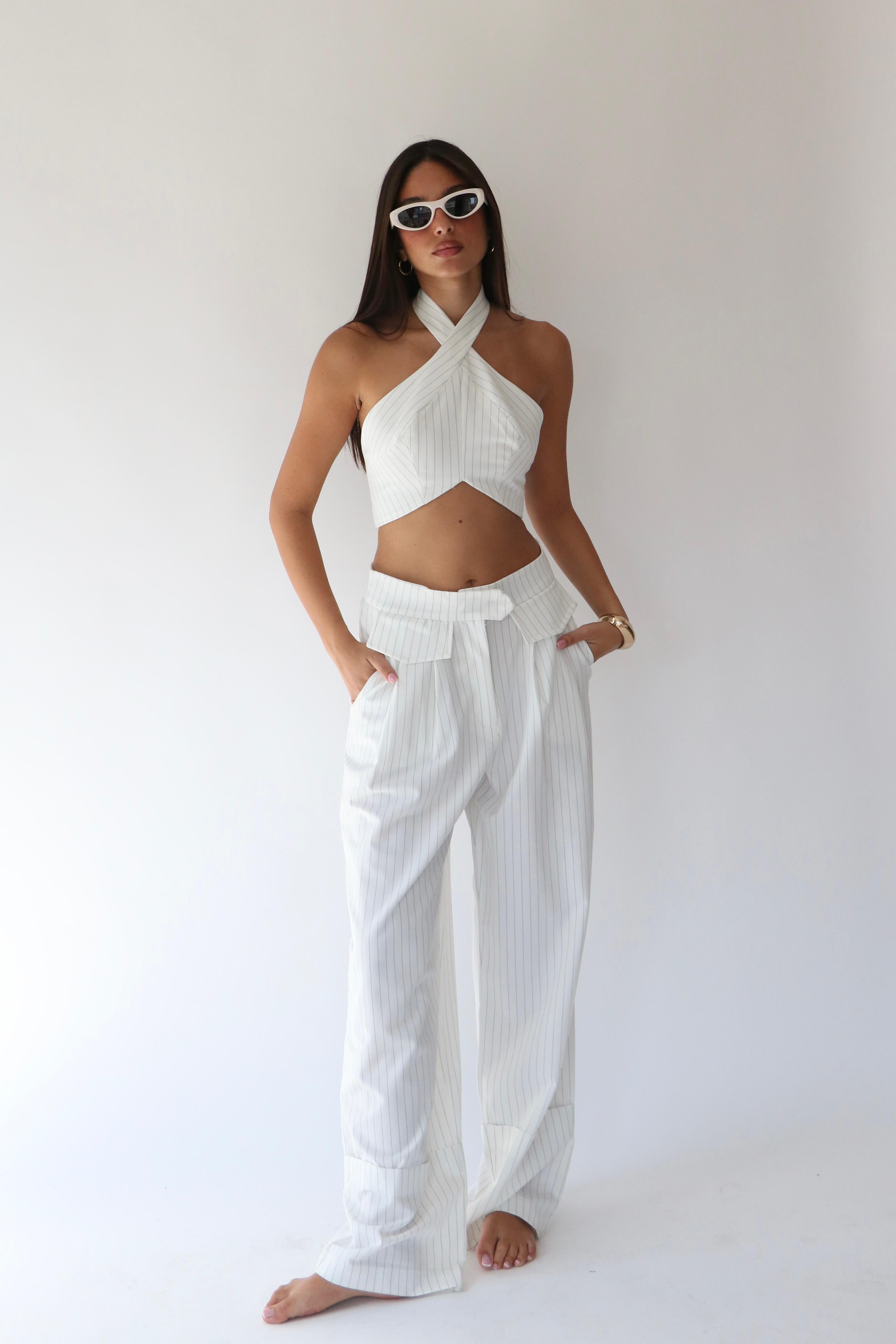 חליפת מלודי לבן