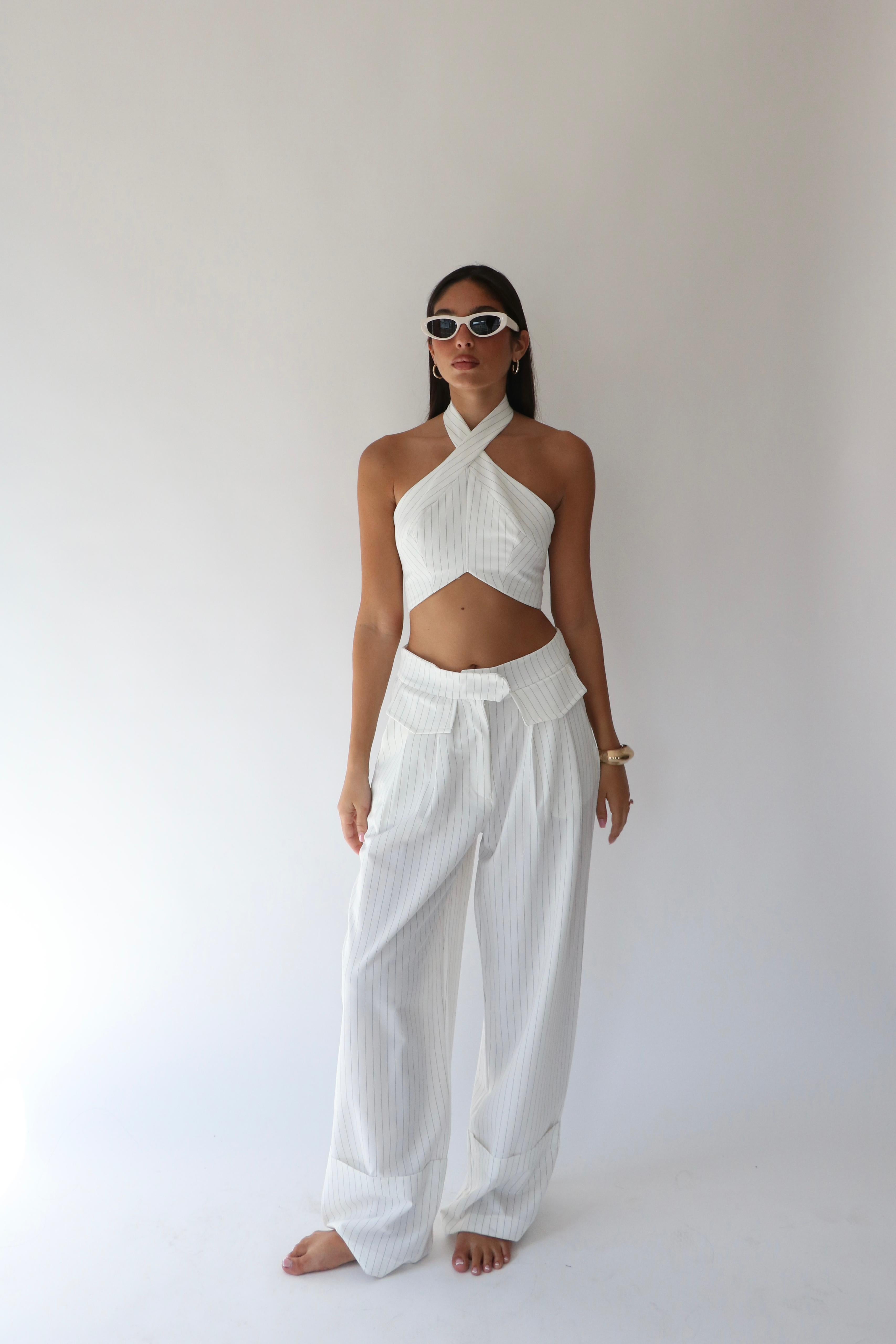 חליפת מלודי לבן