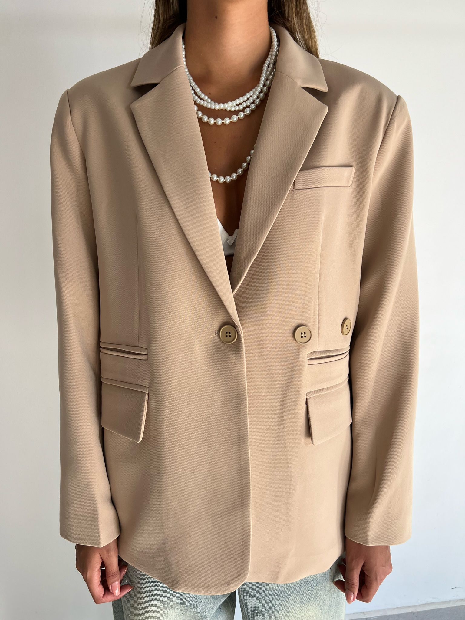 ג'קט מיאן חום