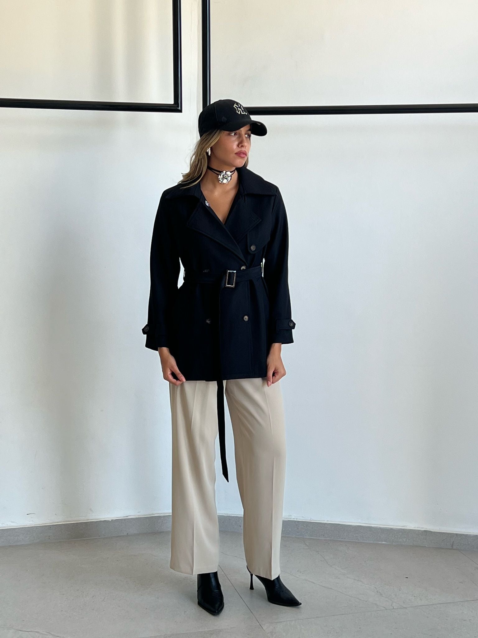 מעיל רומי שחור