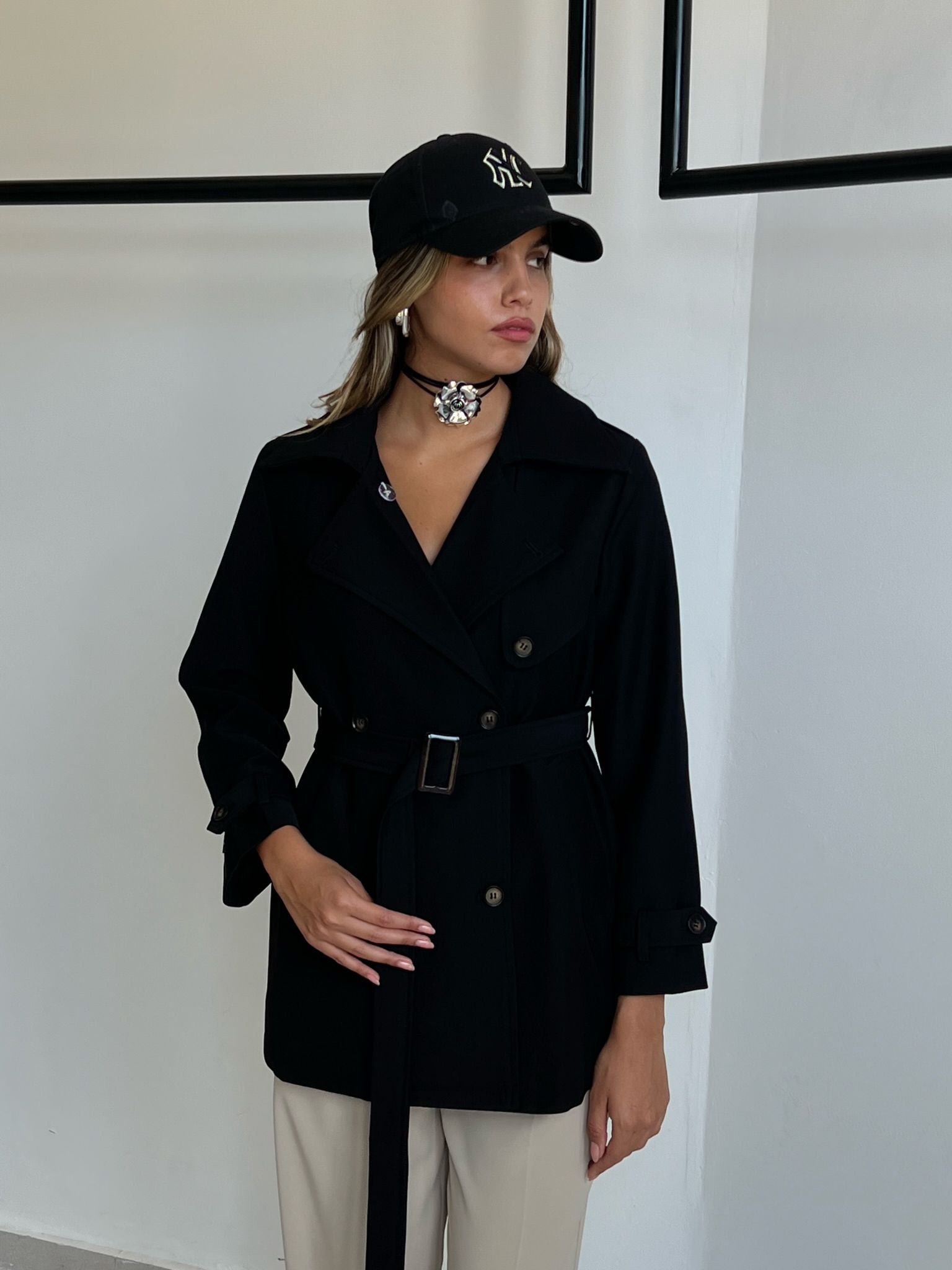 מעיל רומי שחור