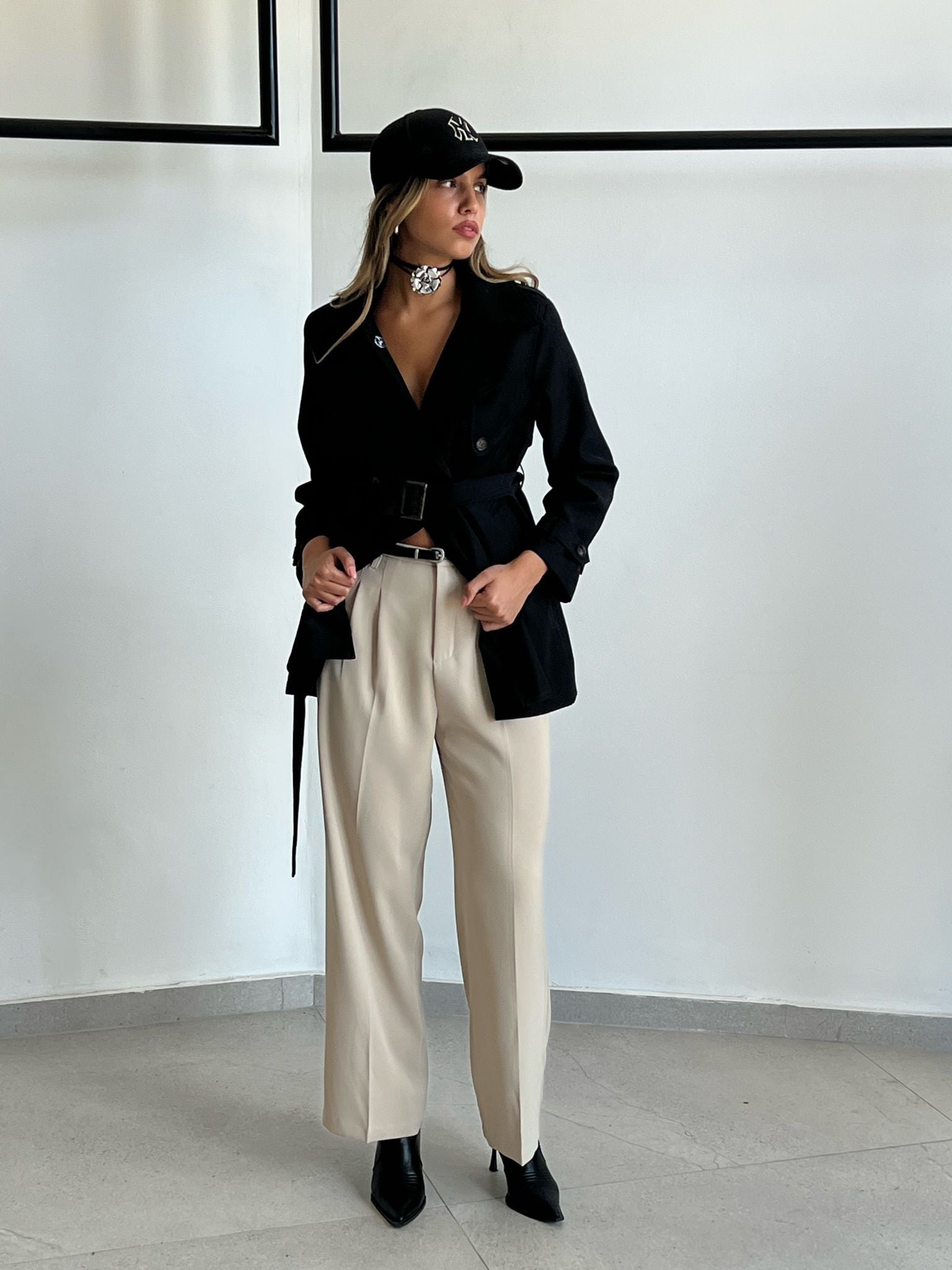 מעיל רומי שחור