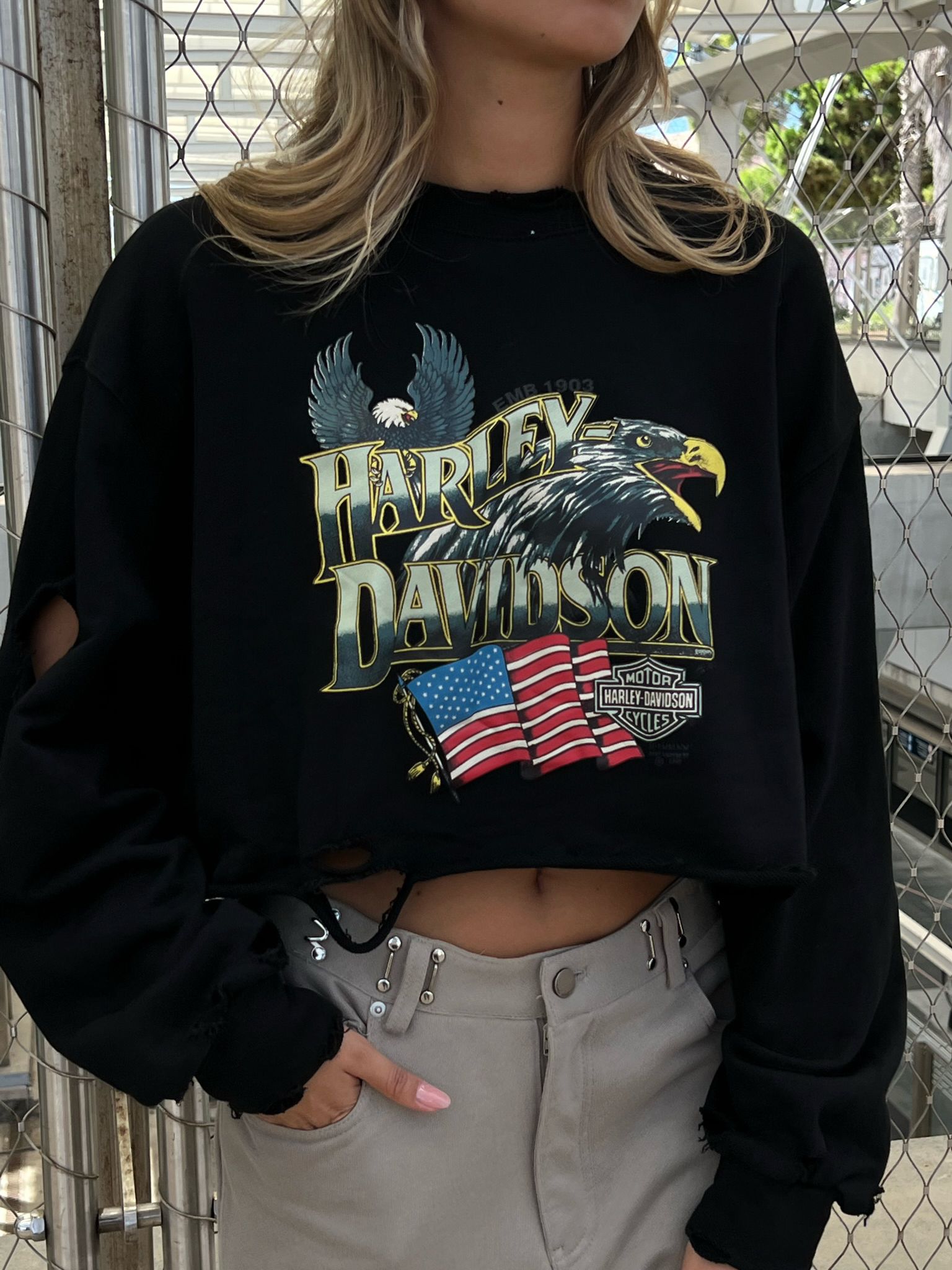 סווצר תיאה שחור