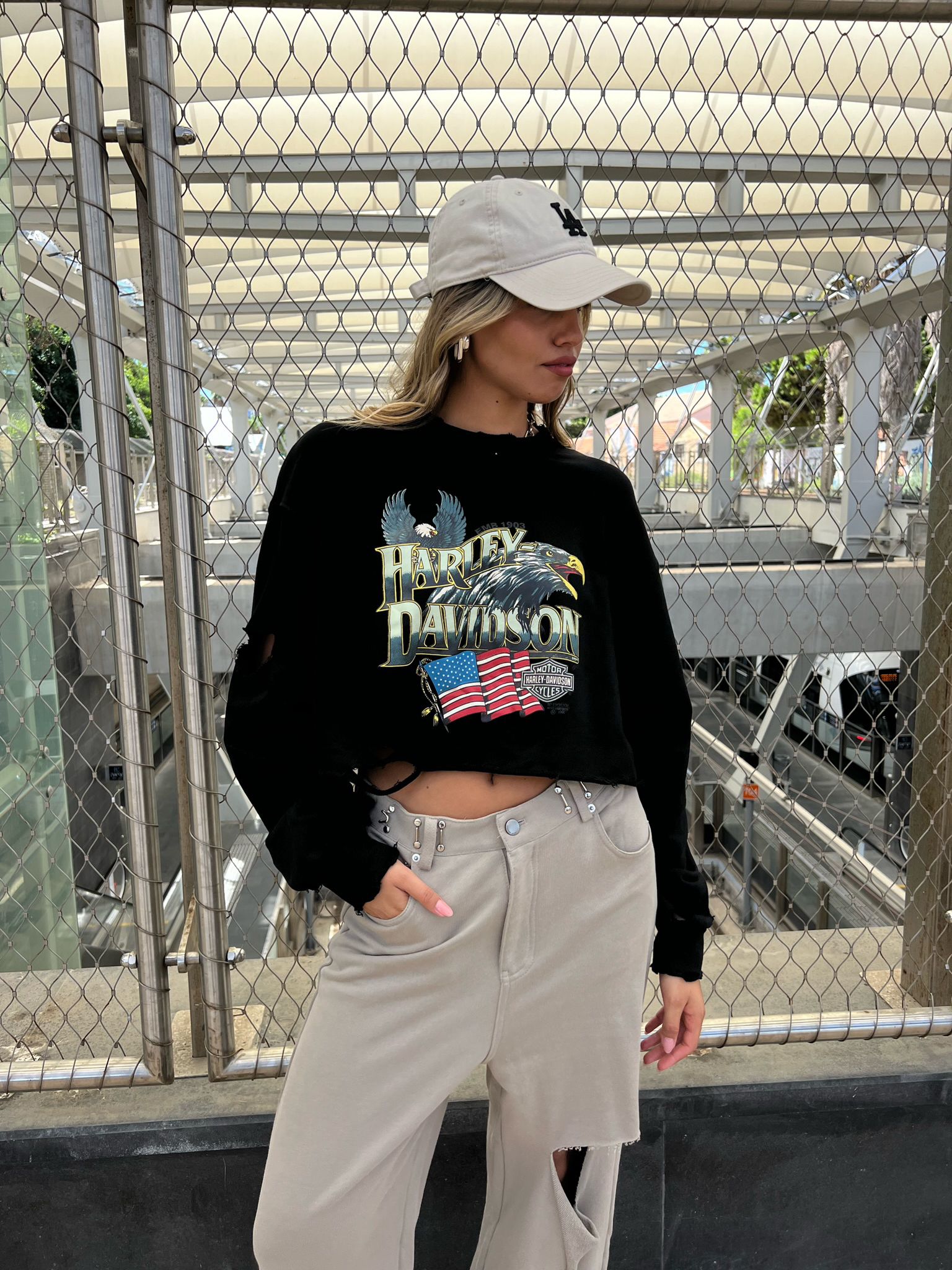 סווצר תיאה שחור