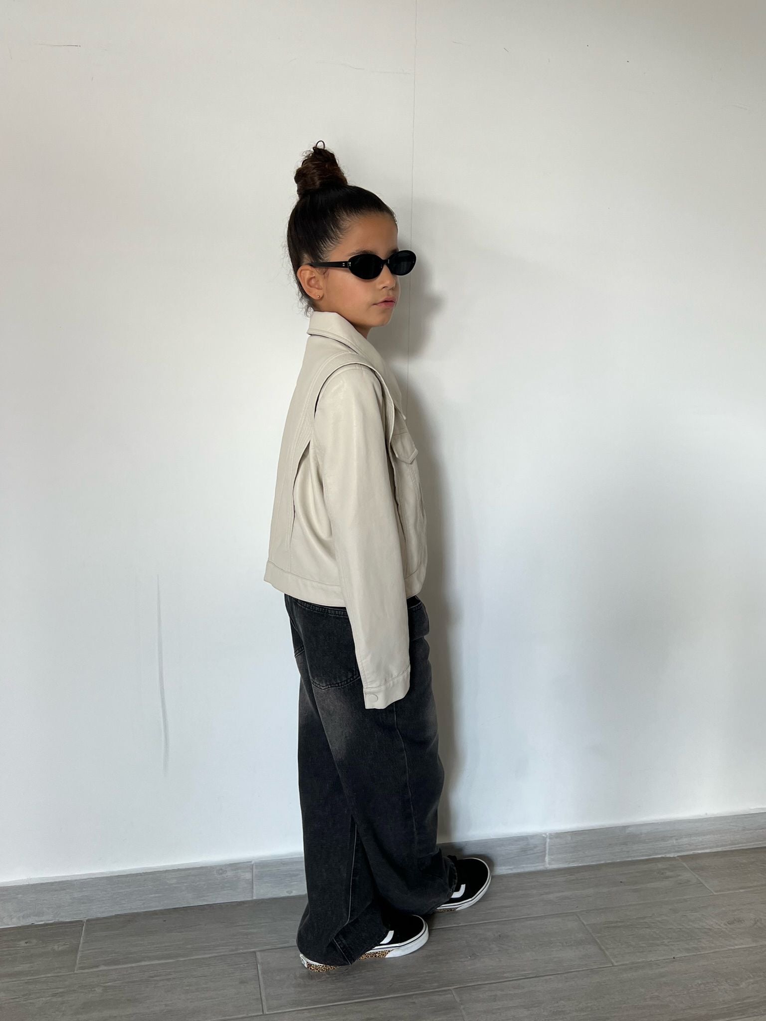 ג'ינס מילאן אפור