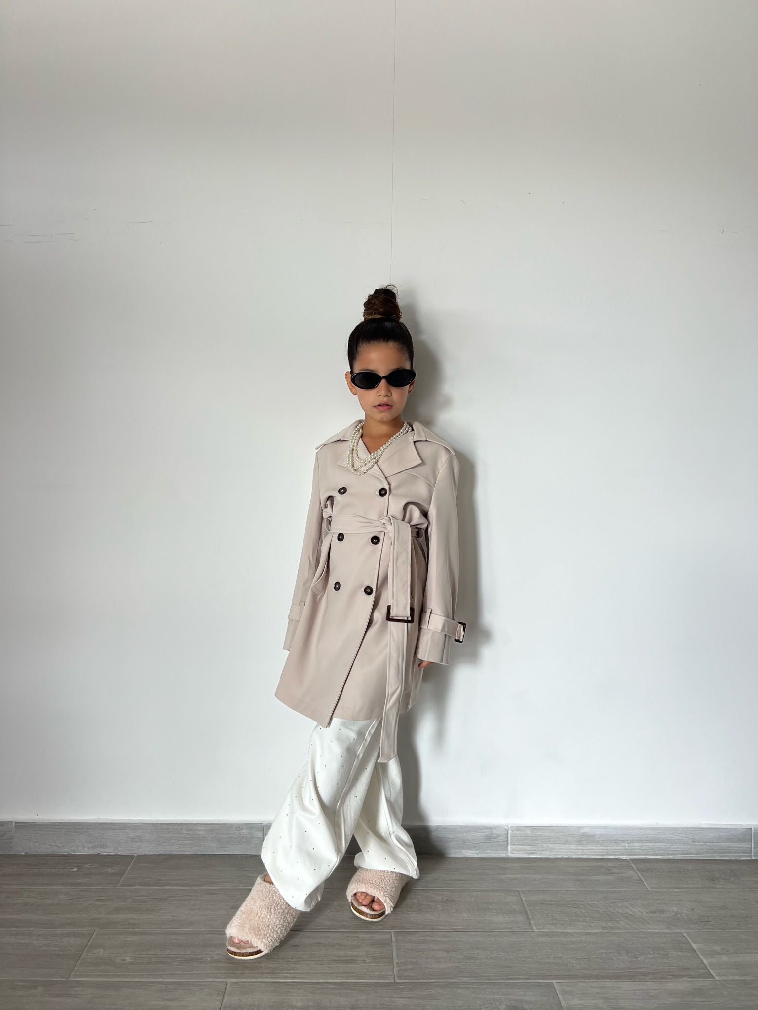 מעיל אלואיז אבן