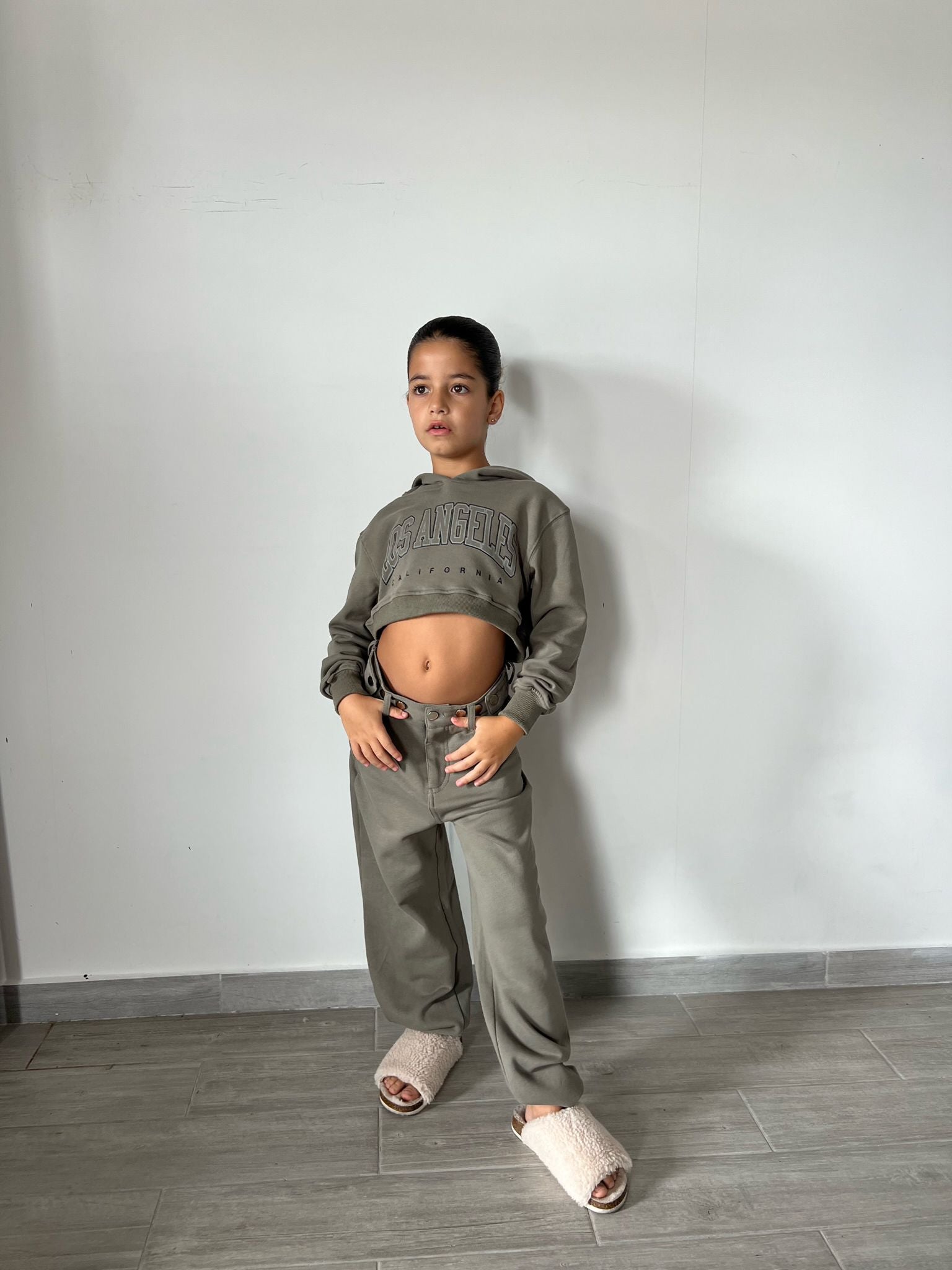 מכנס לביא זית