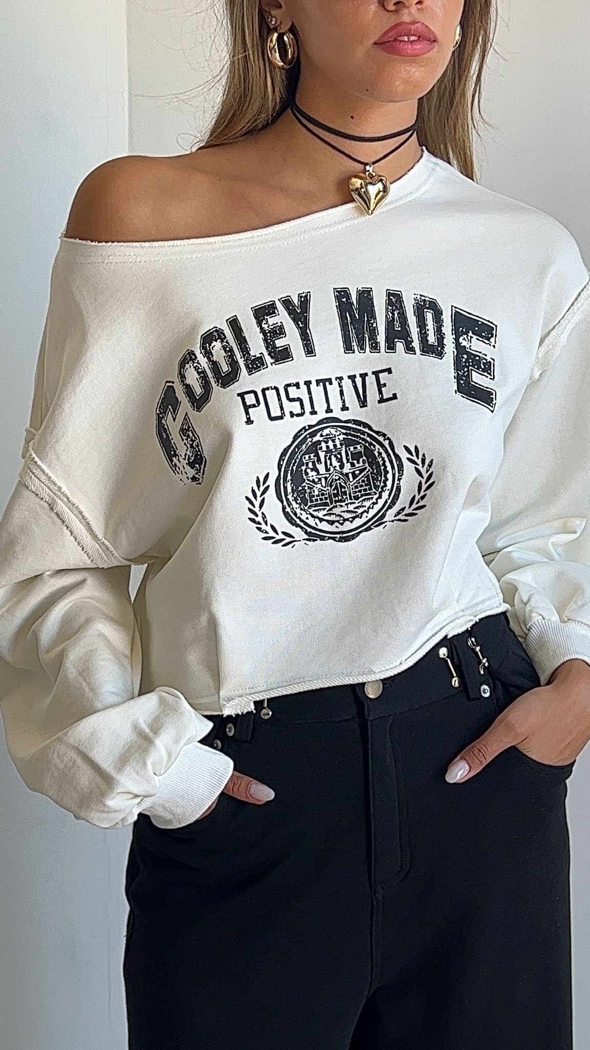 סווצ'ר מאליס לבן