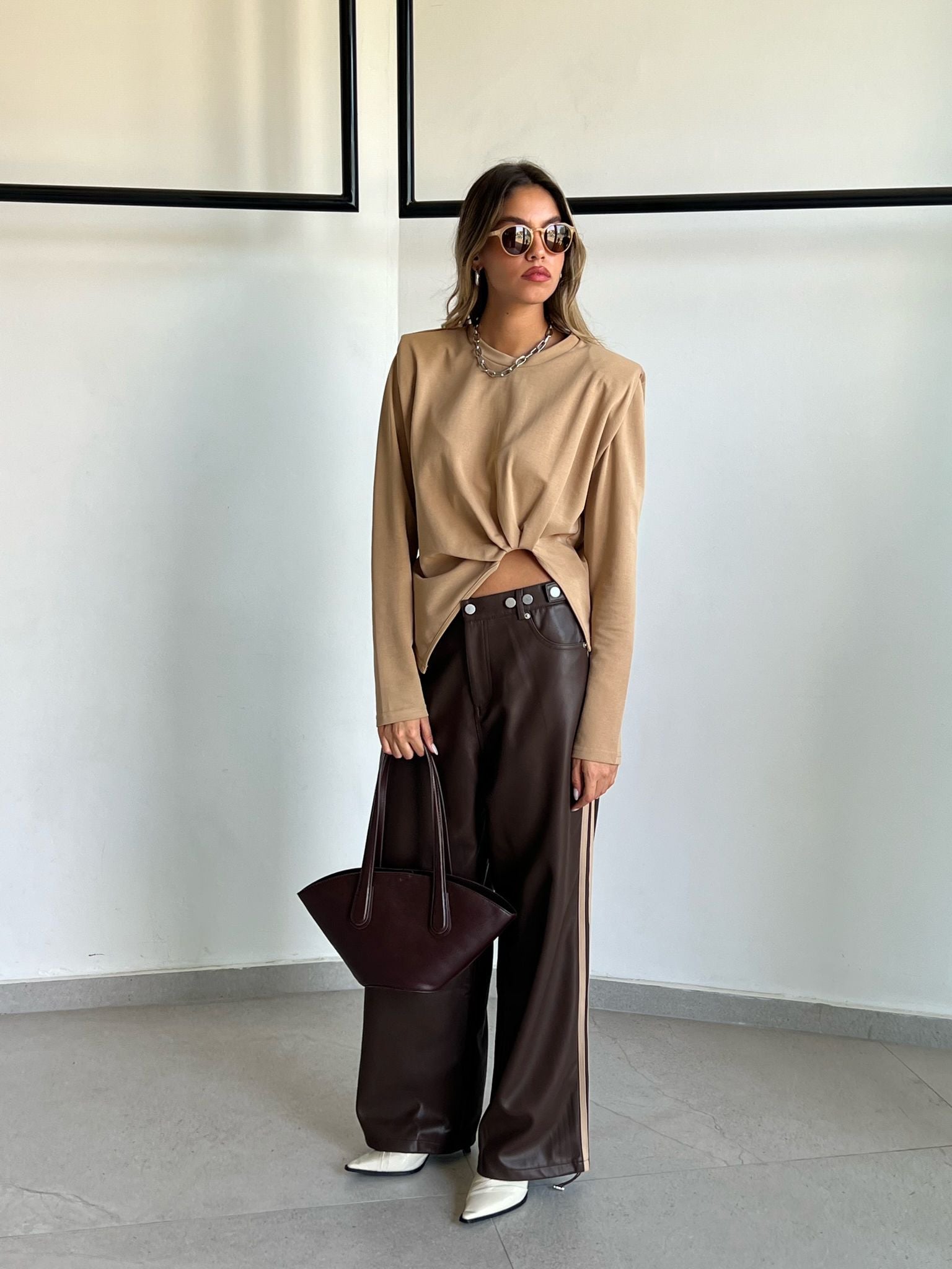 חולצת אליה קאמל