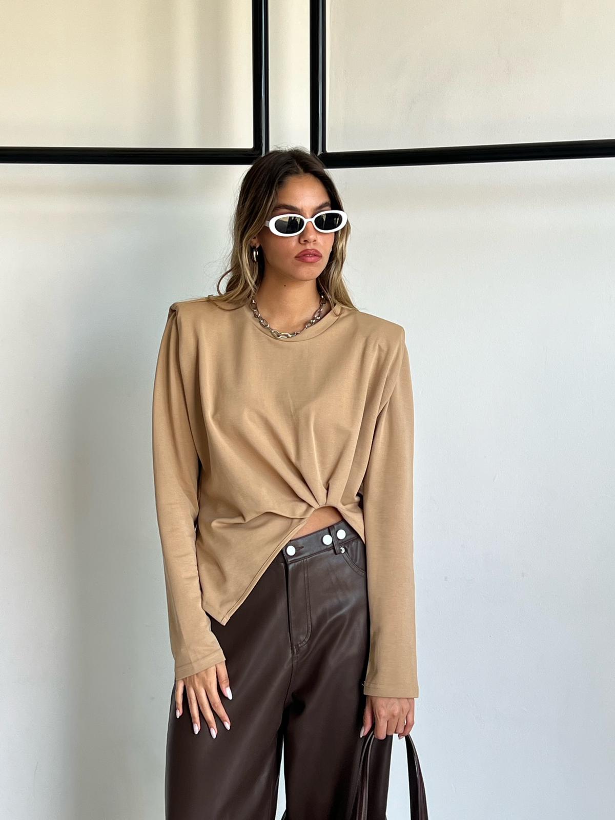 חולצת אליה קאמל