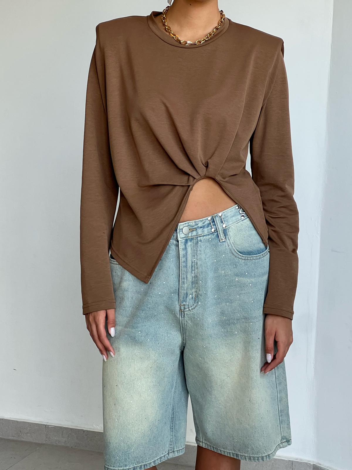 חולצת אליה חום