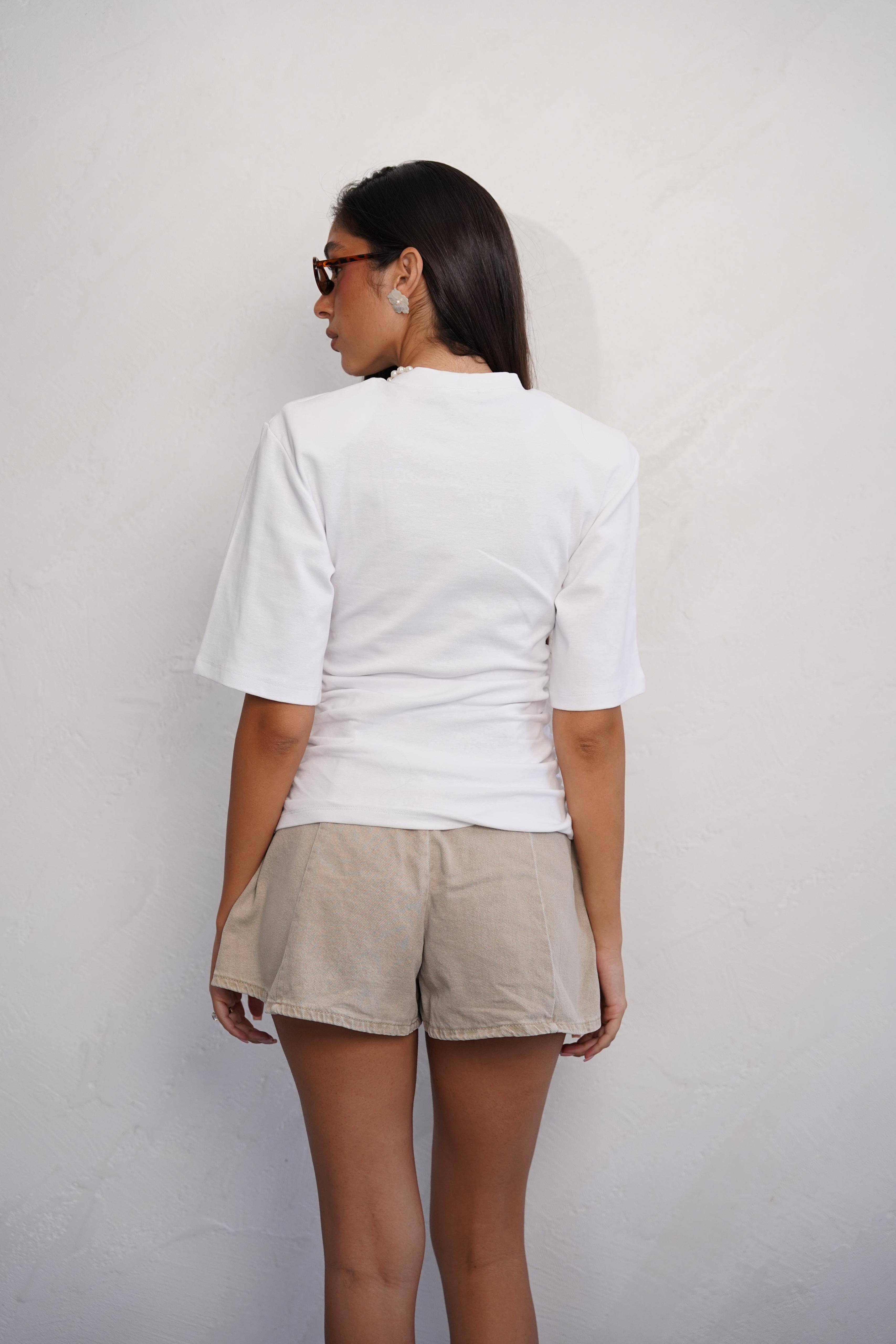 חולצת מאי לבן