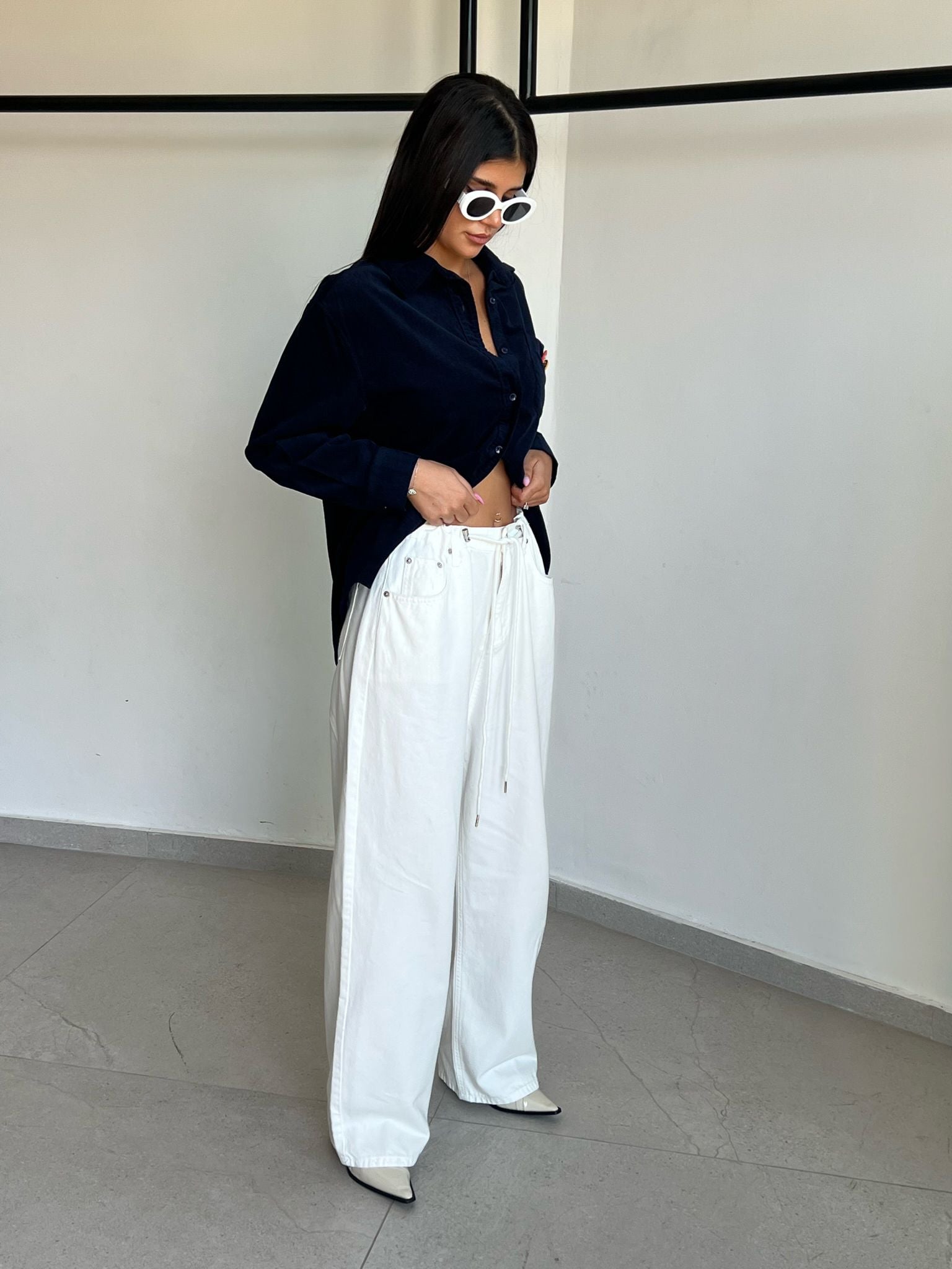 ג'ינס עומר לבן