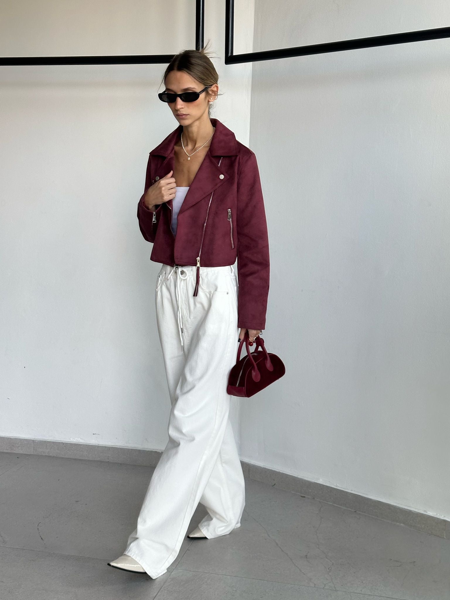 ג'ינס עומר לבן