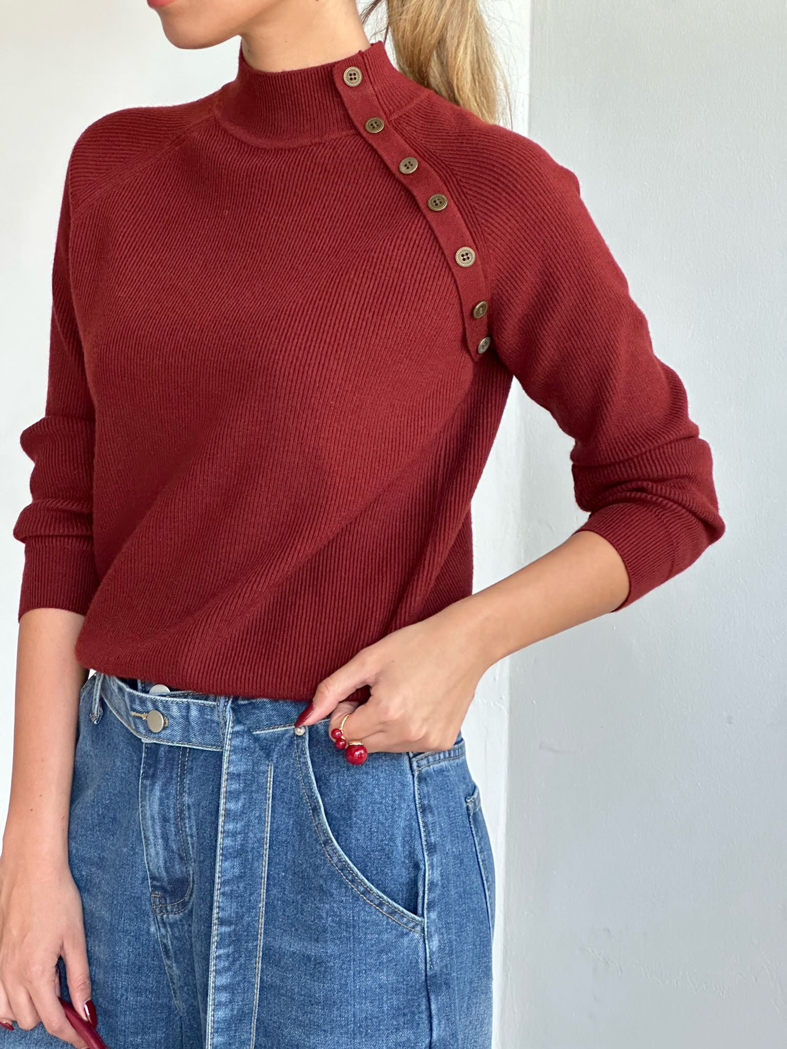 סריג דולב בורדו