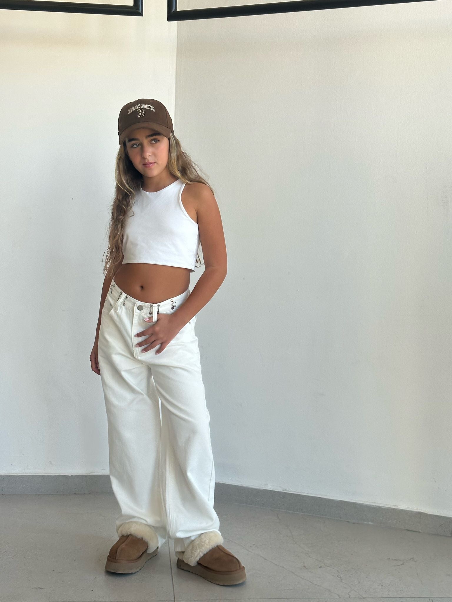 מכנס ג'ינס ארי לבן