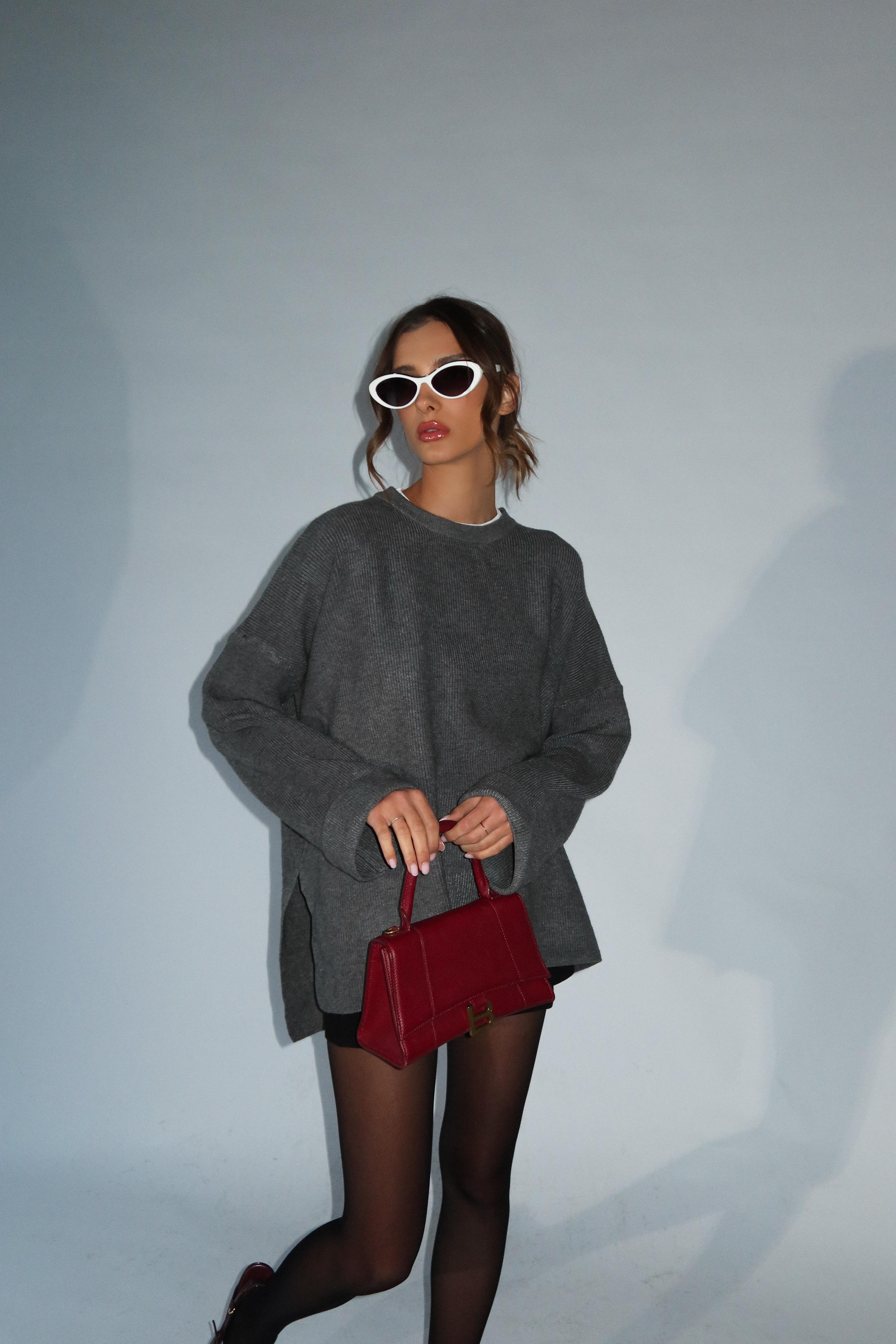 סריג וירה אפור בטון