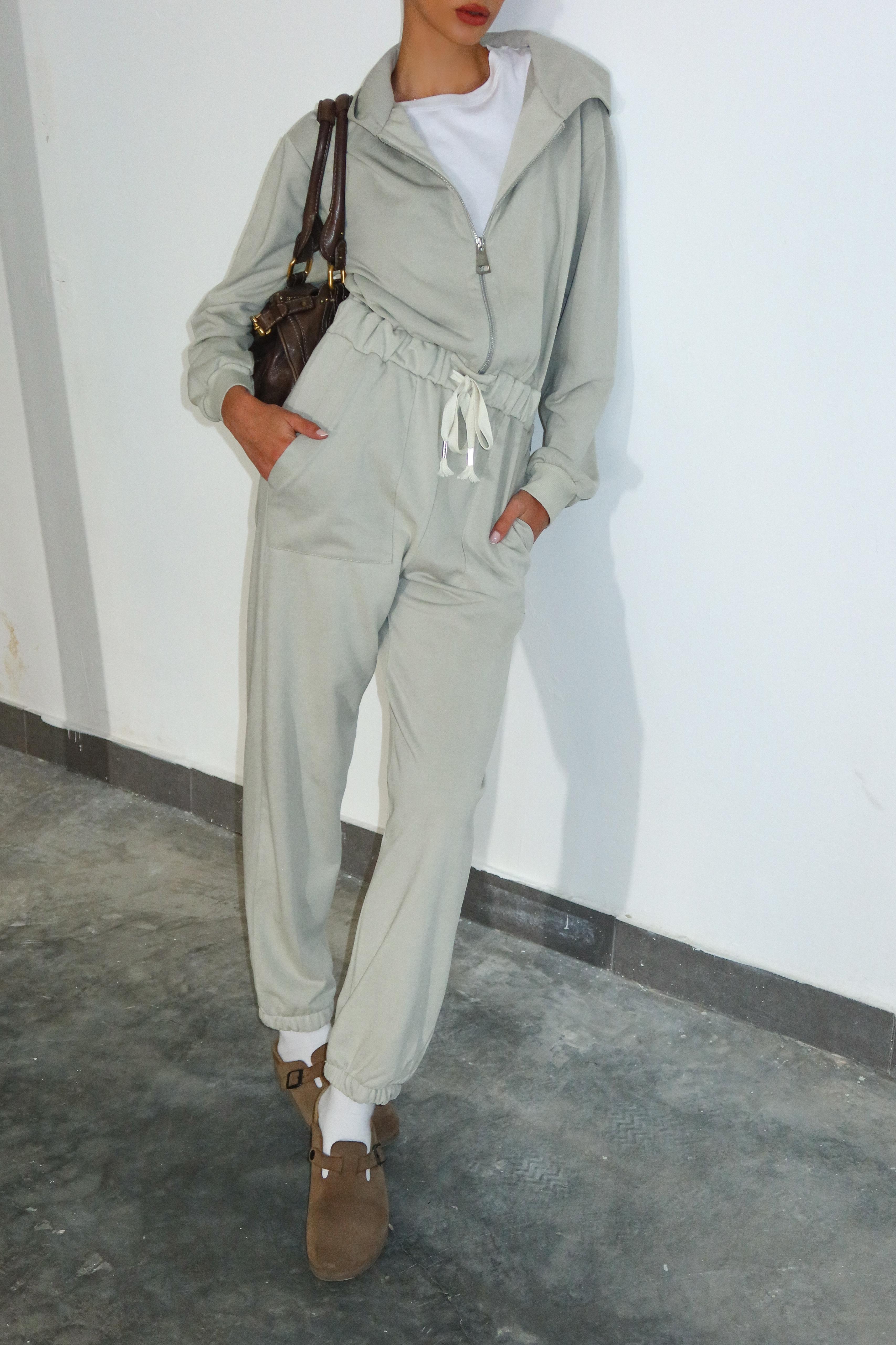 אוברול מדאה אבן