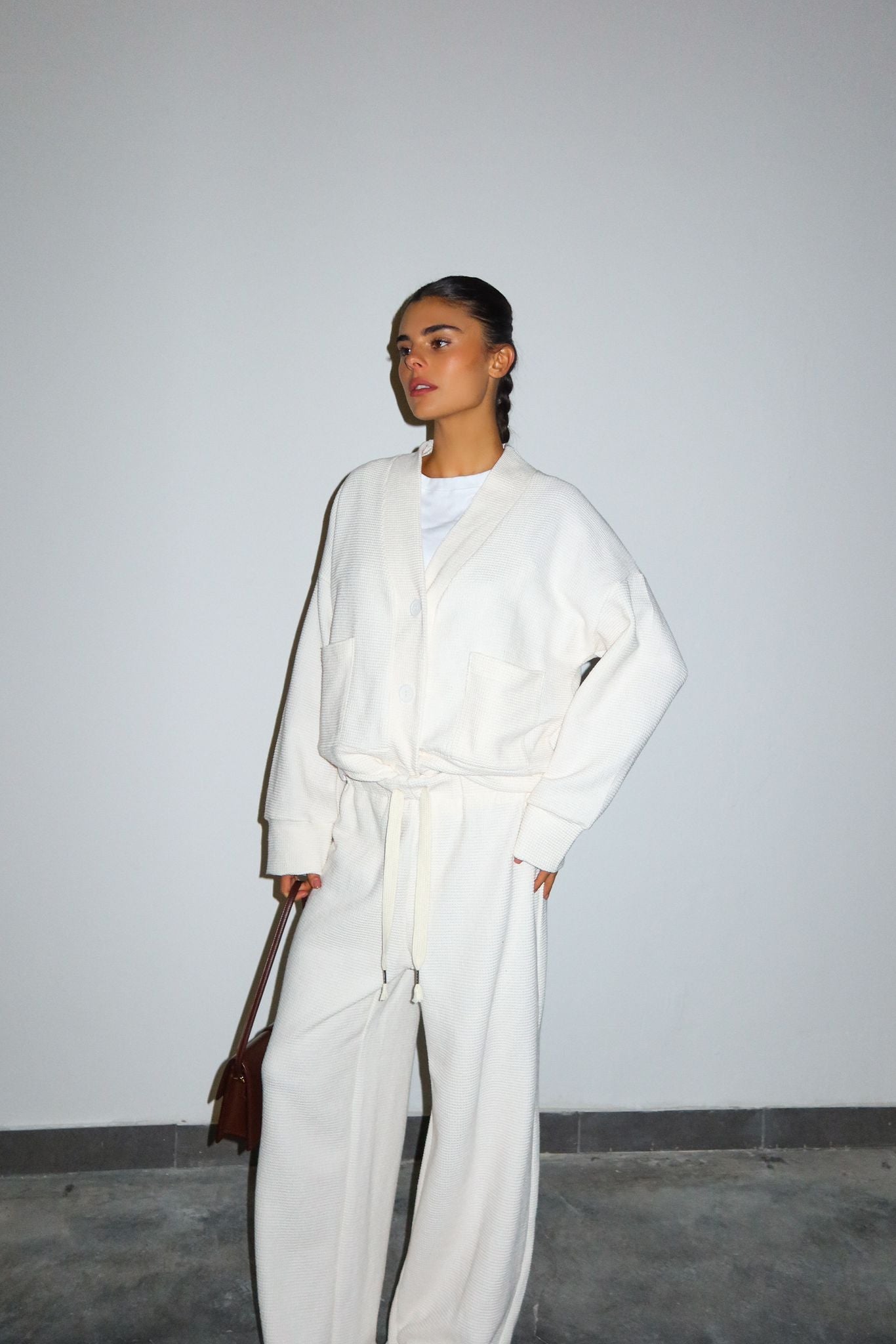 חליפת מורפי שמנת