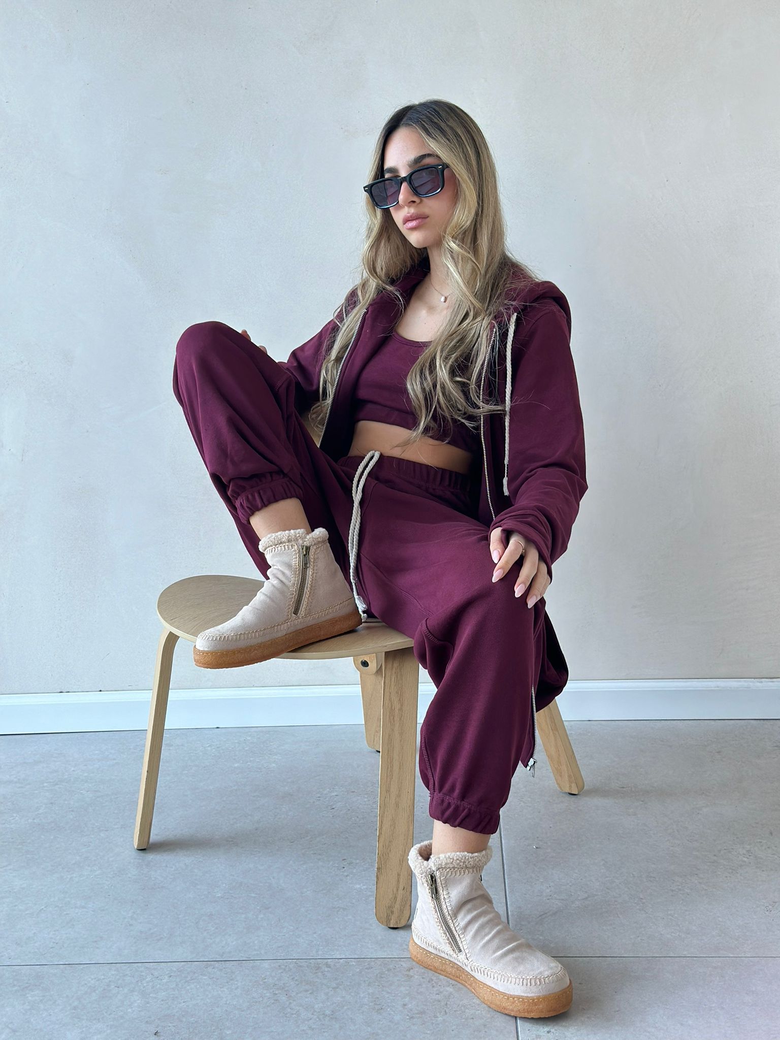 חליפת סטאי בורדו