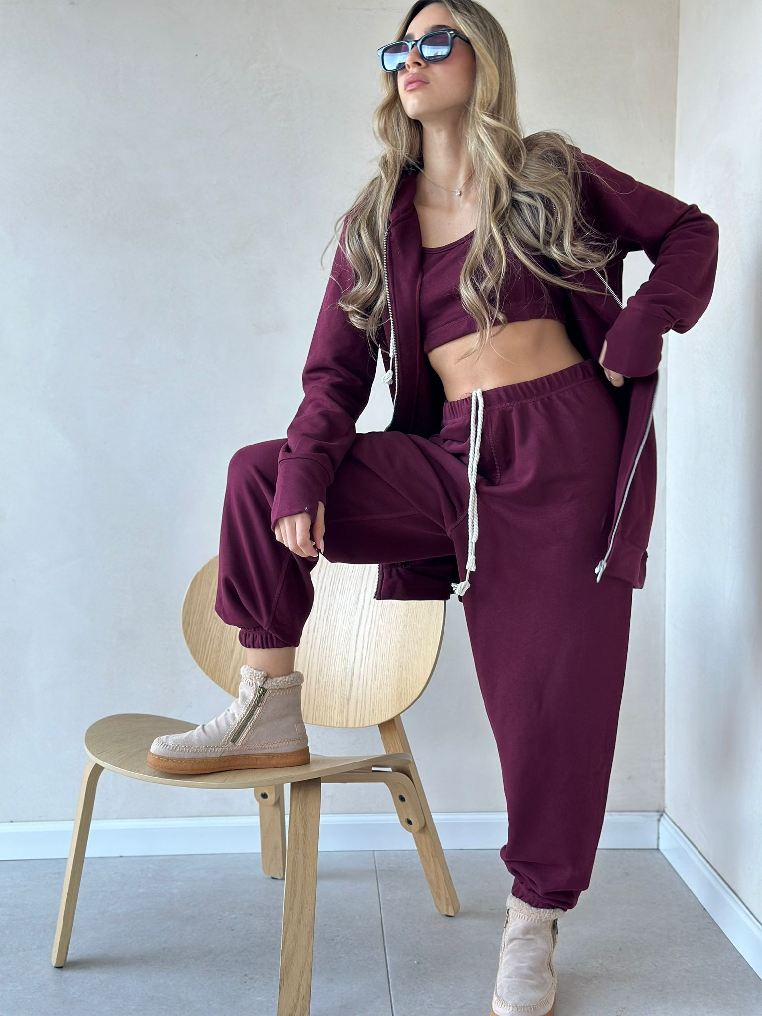 חליפת סטאי בורדו