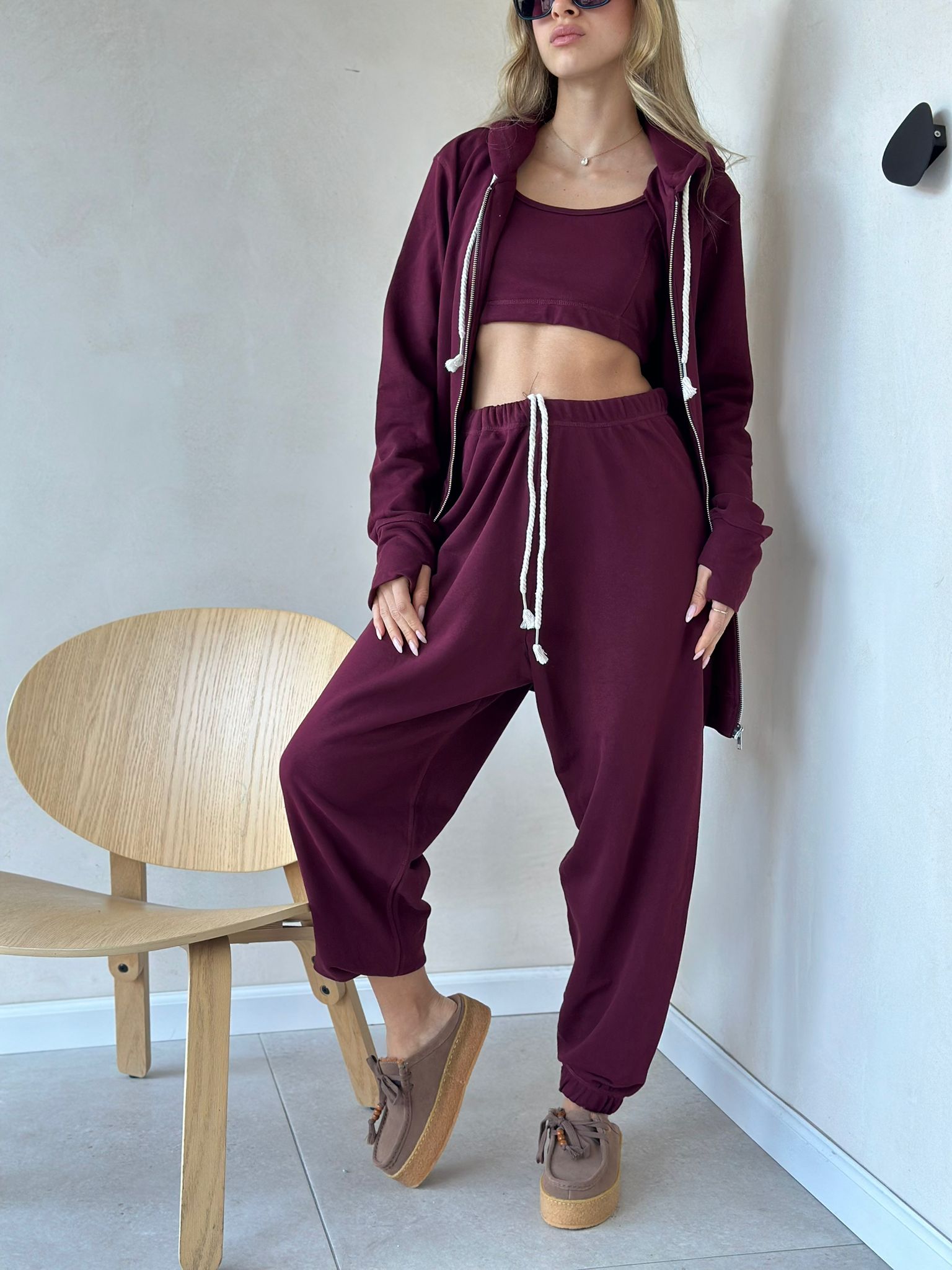 חליפת סטאי בורדו