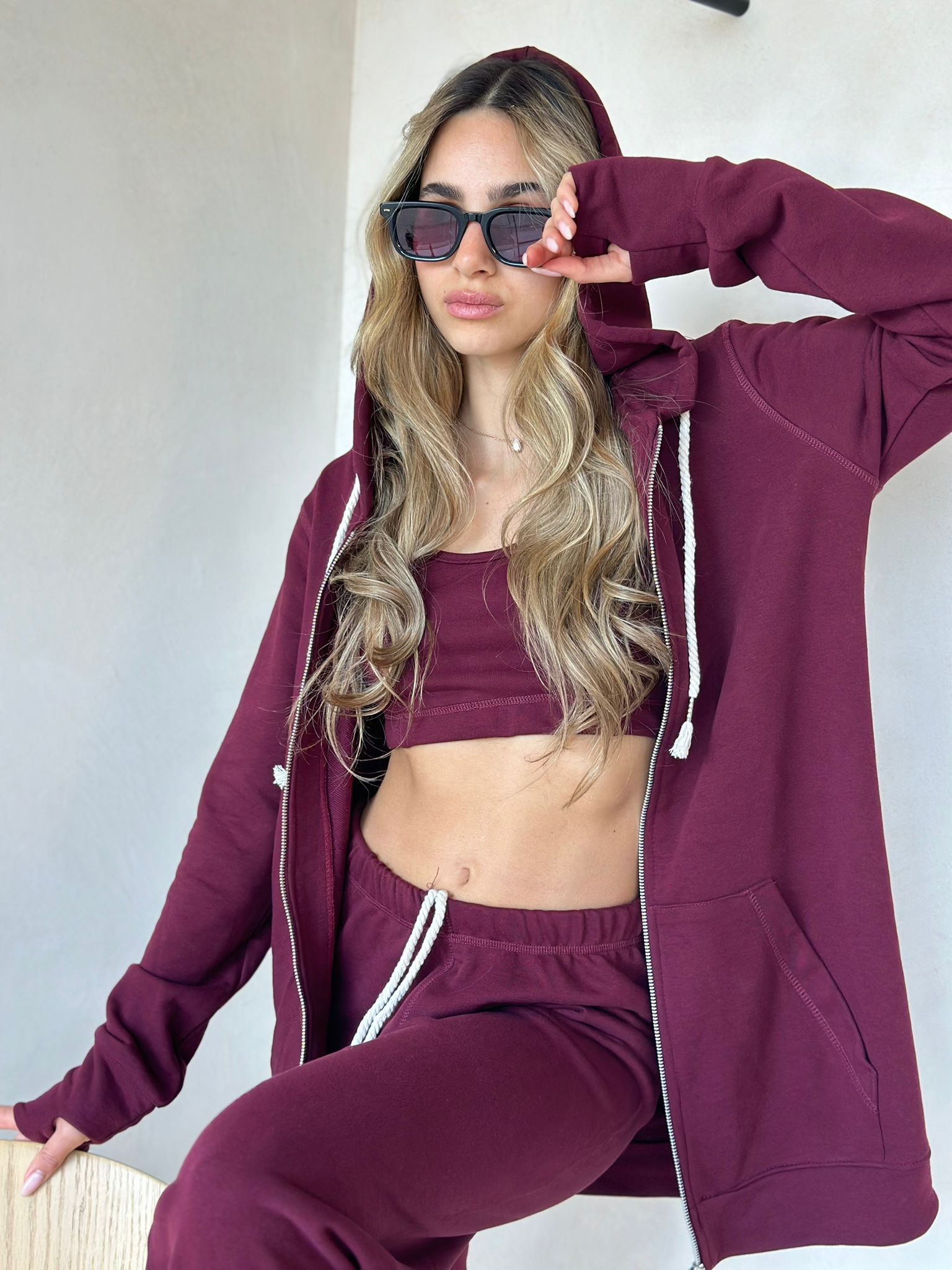 חליפת סטאי בורדו