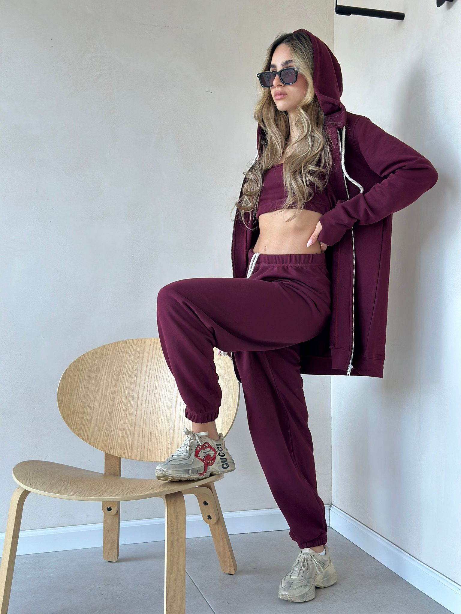 חליפת סטאי בורדו