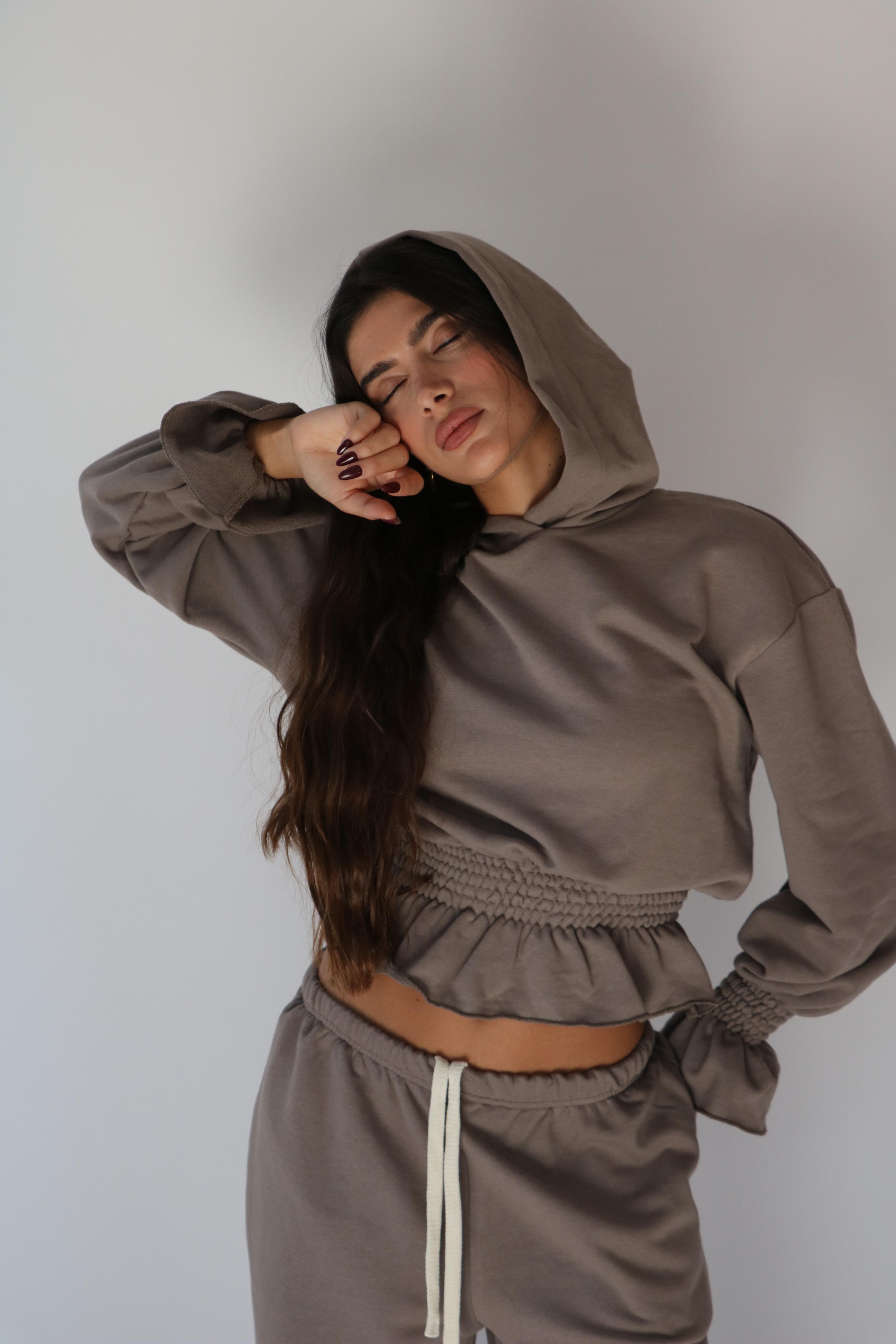 חליפת שי חום