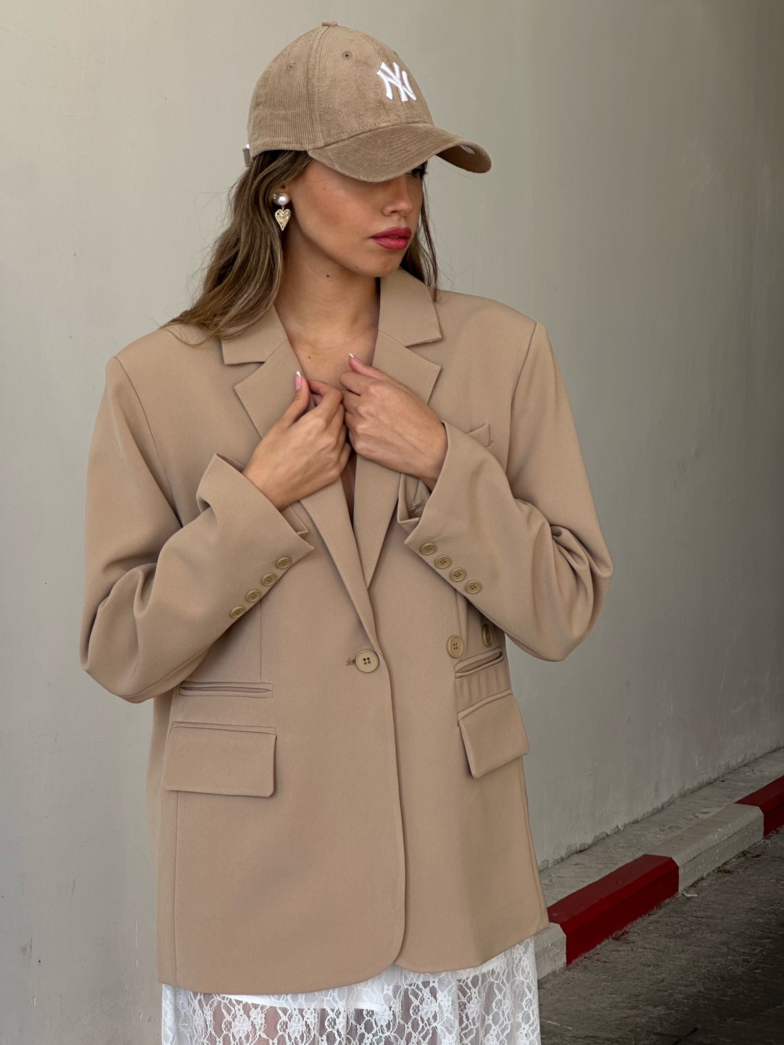 ג'קט מיאן חום