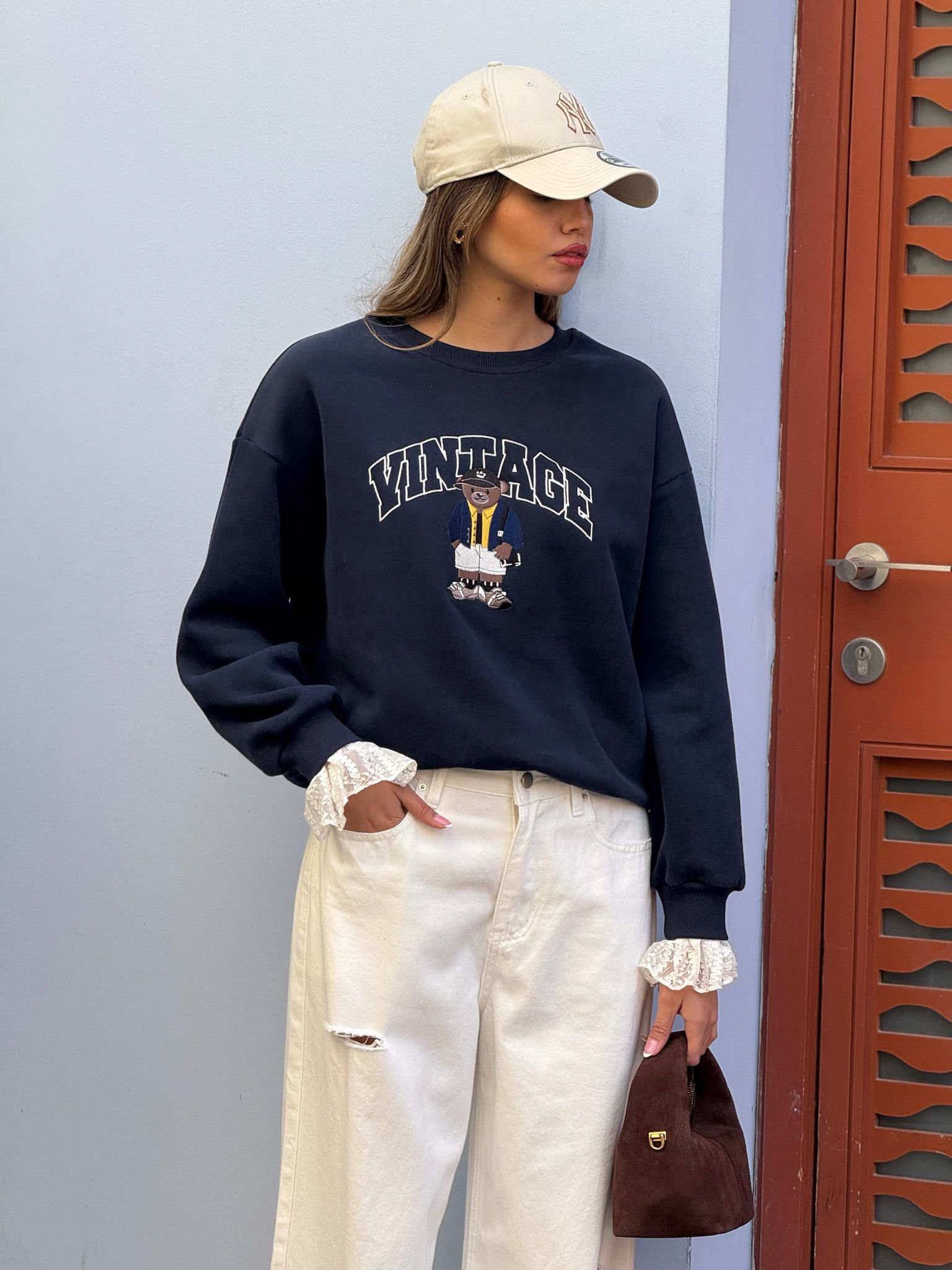 סווצ'ר טום כחול