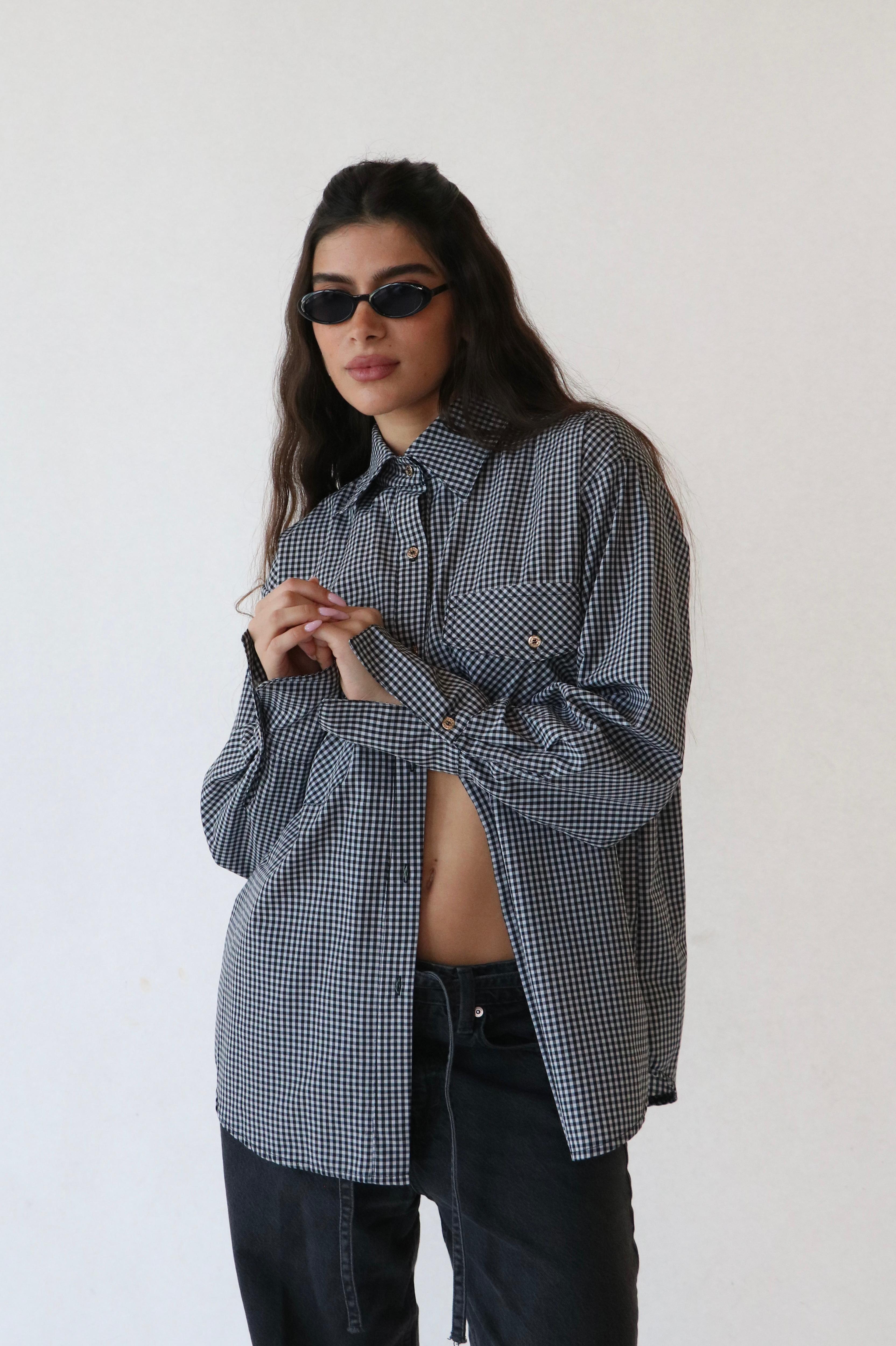 חולצת נריה משובץ שחור