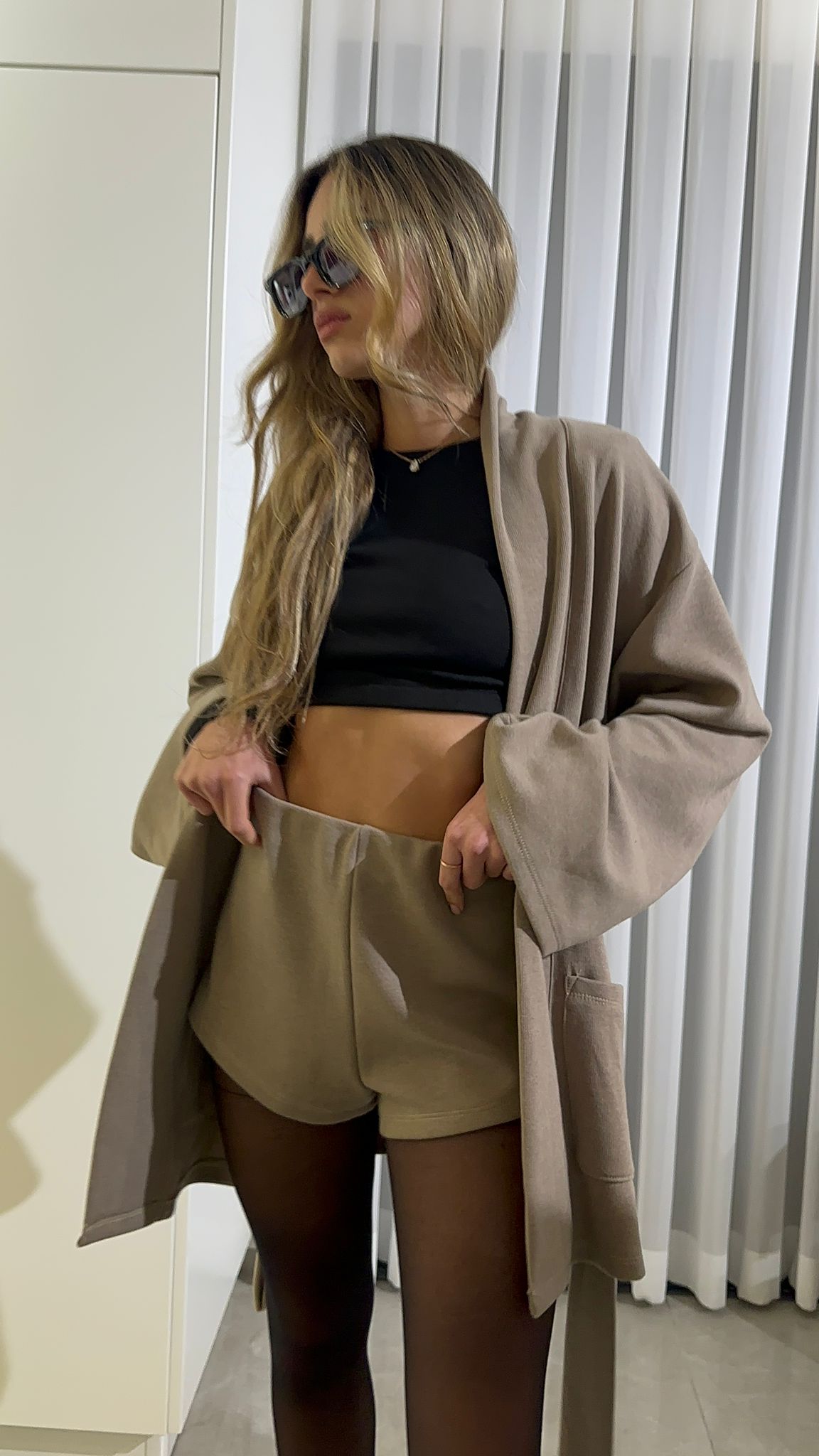 חליפת איירין חום