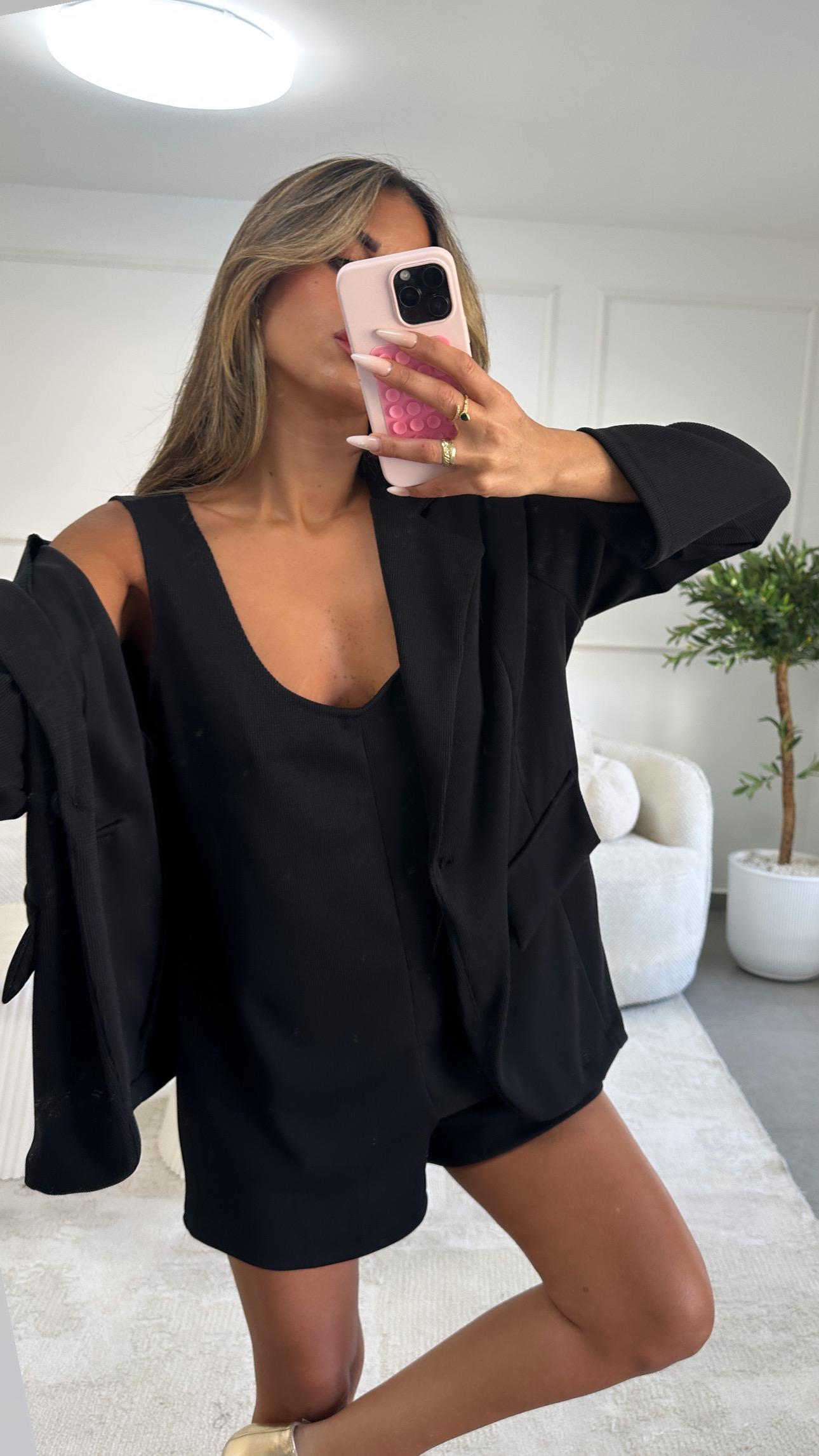 חליפת נויה שחור