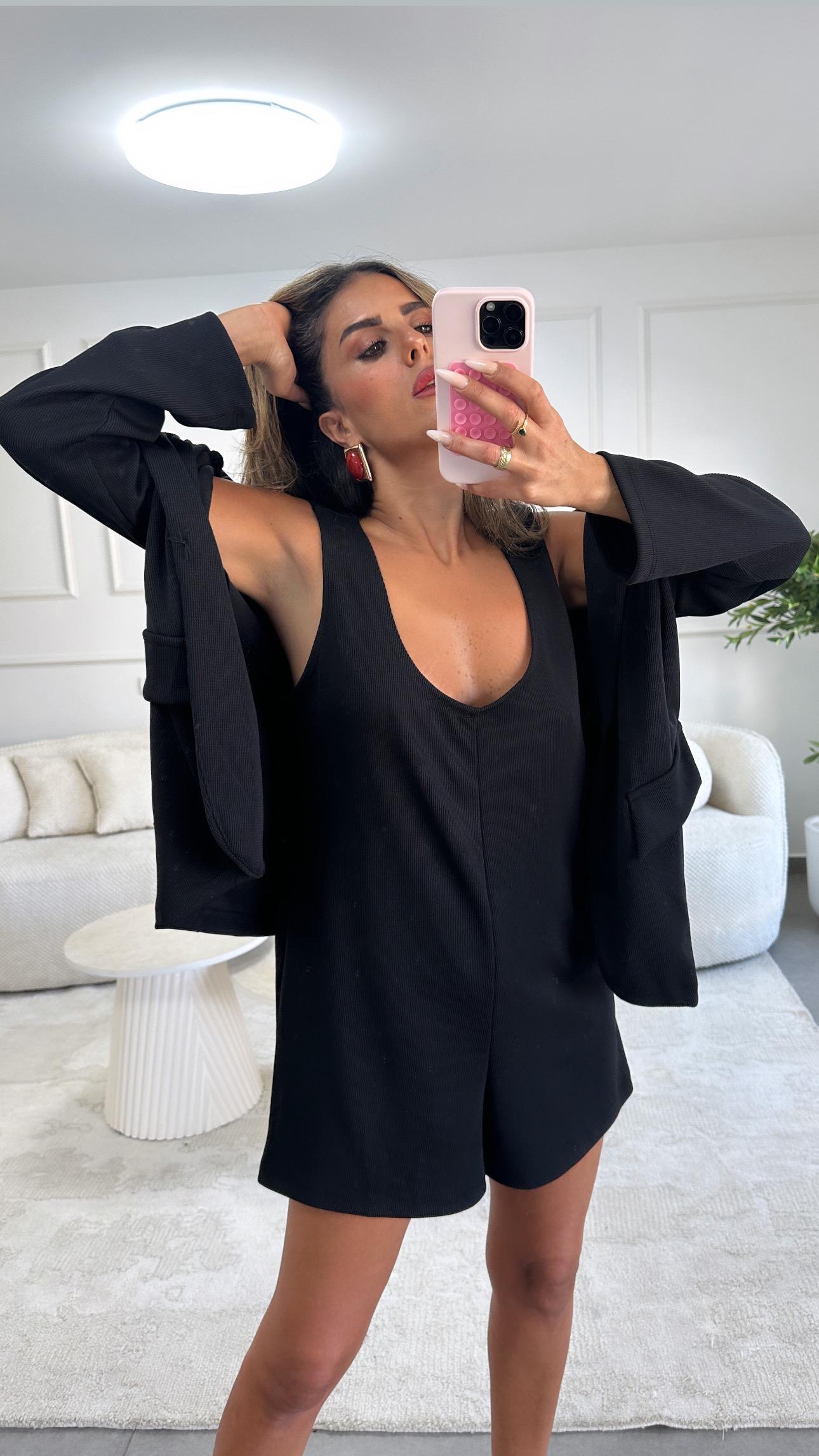 חליפת נויה שחור