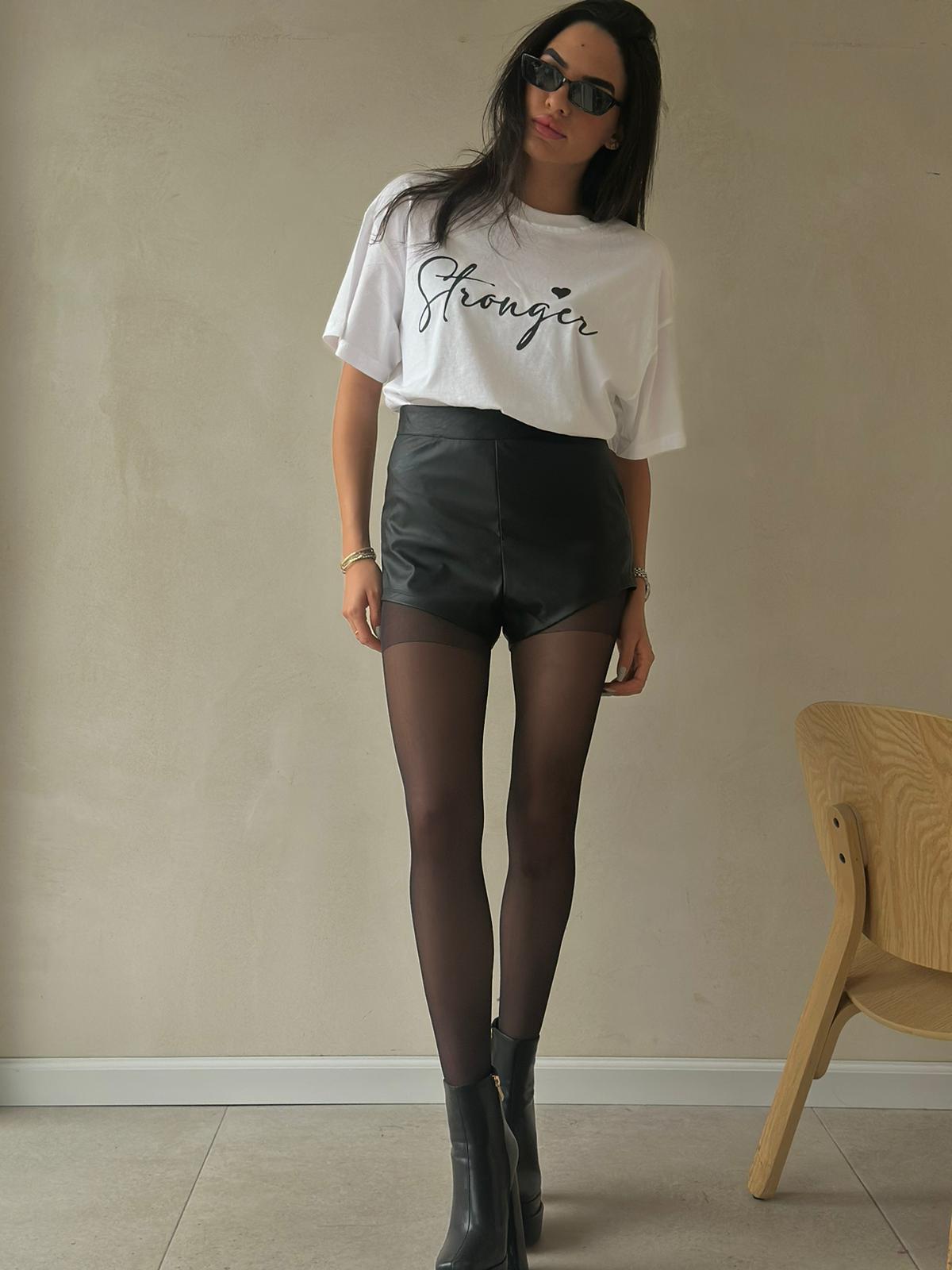 שורט אניס שחור