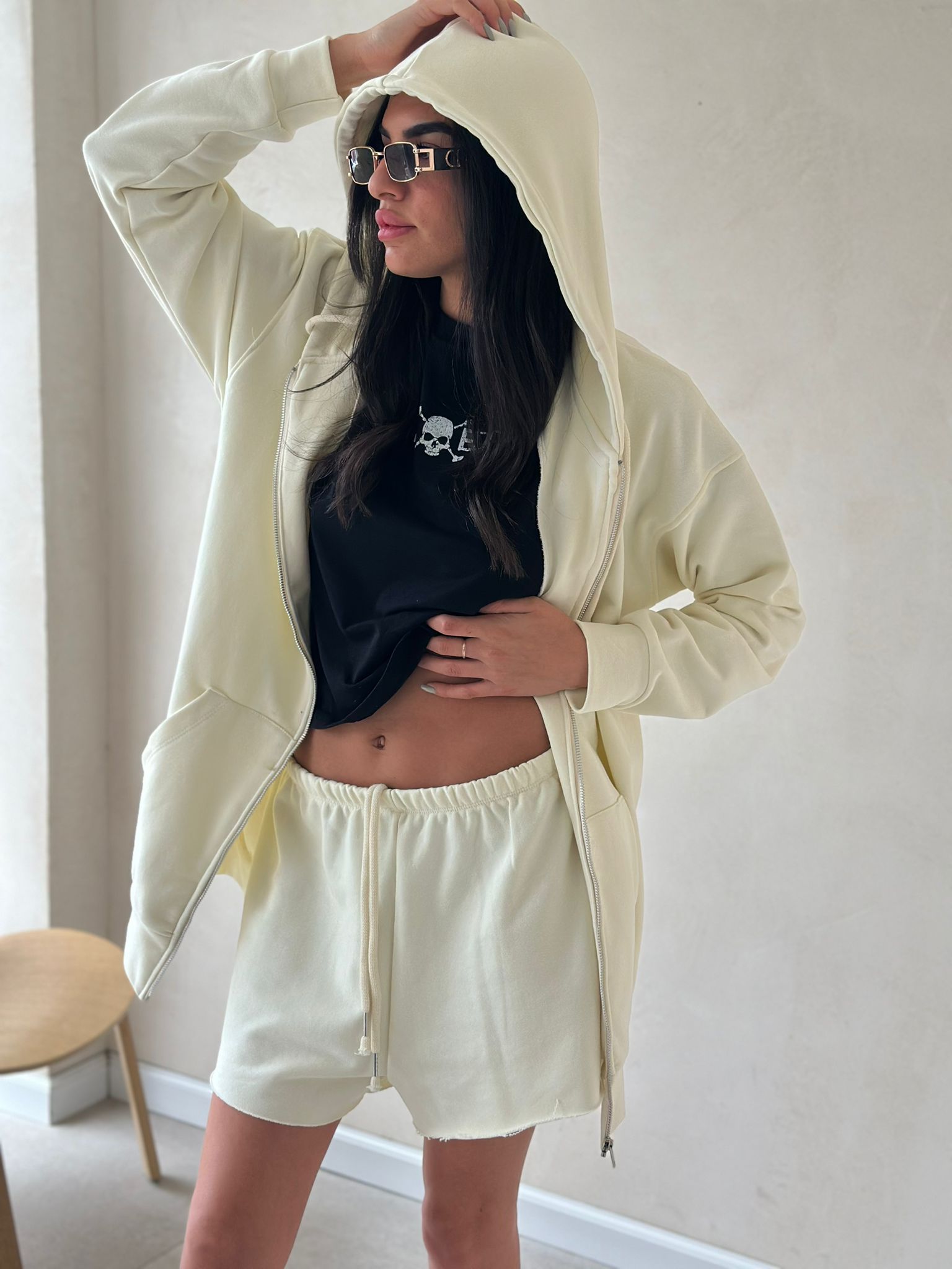 חולצת מוניק