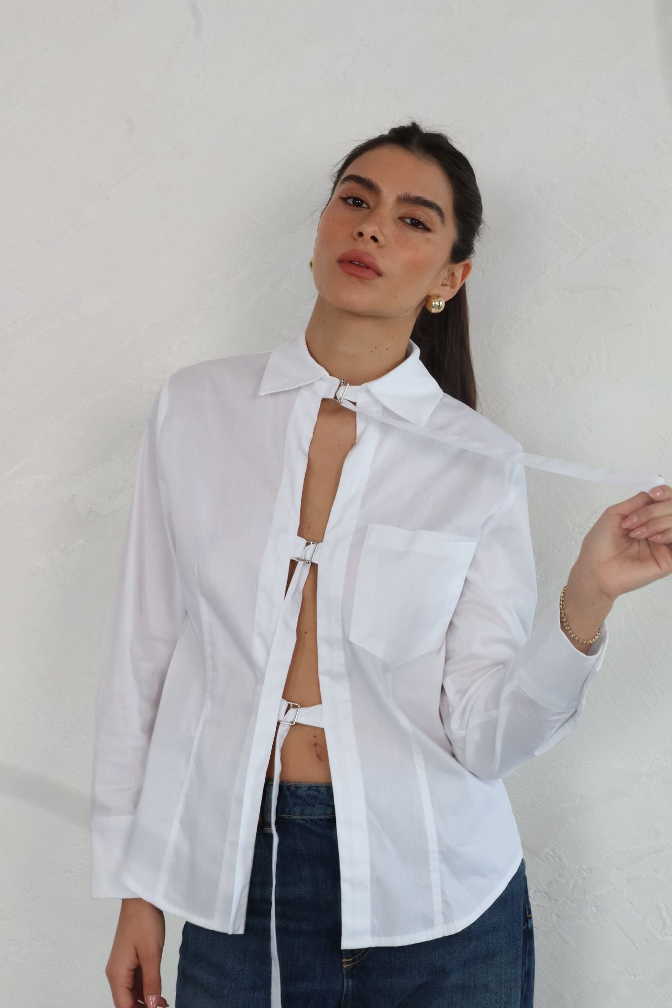 חולצת זואי לבן