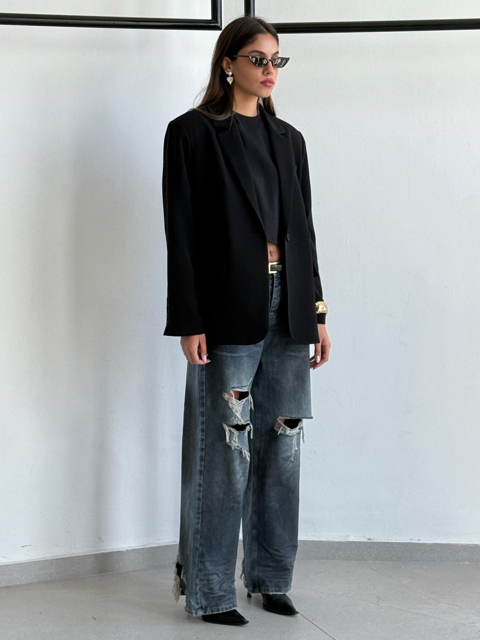 חולצת בילי שחור