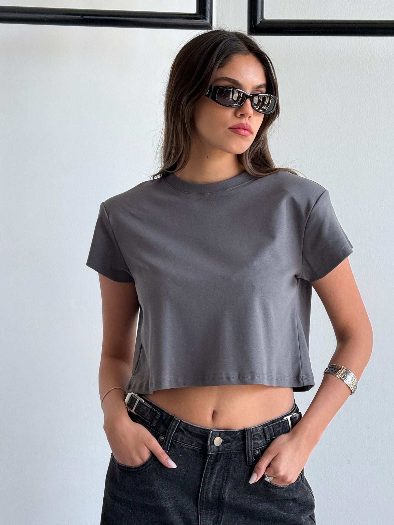 חולצת בילי אפור