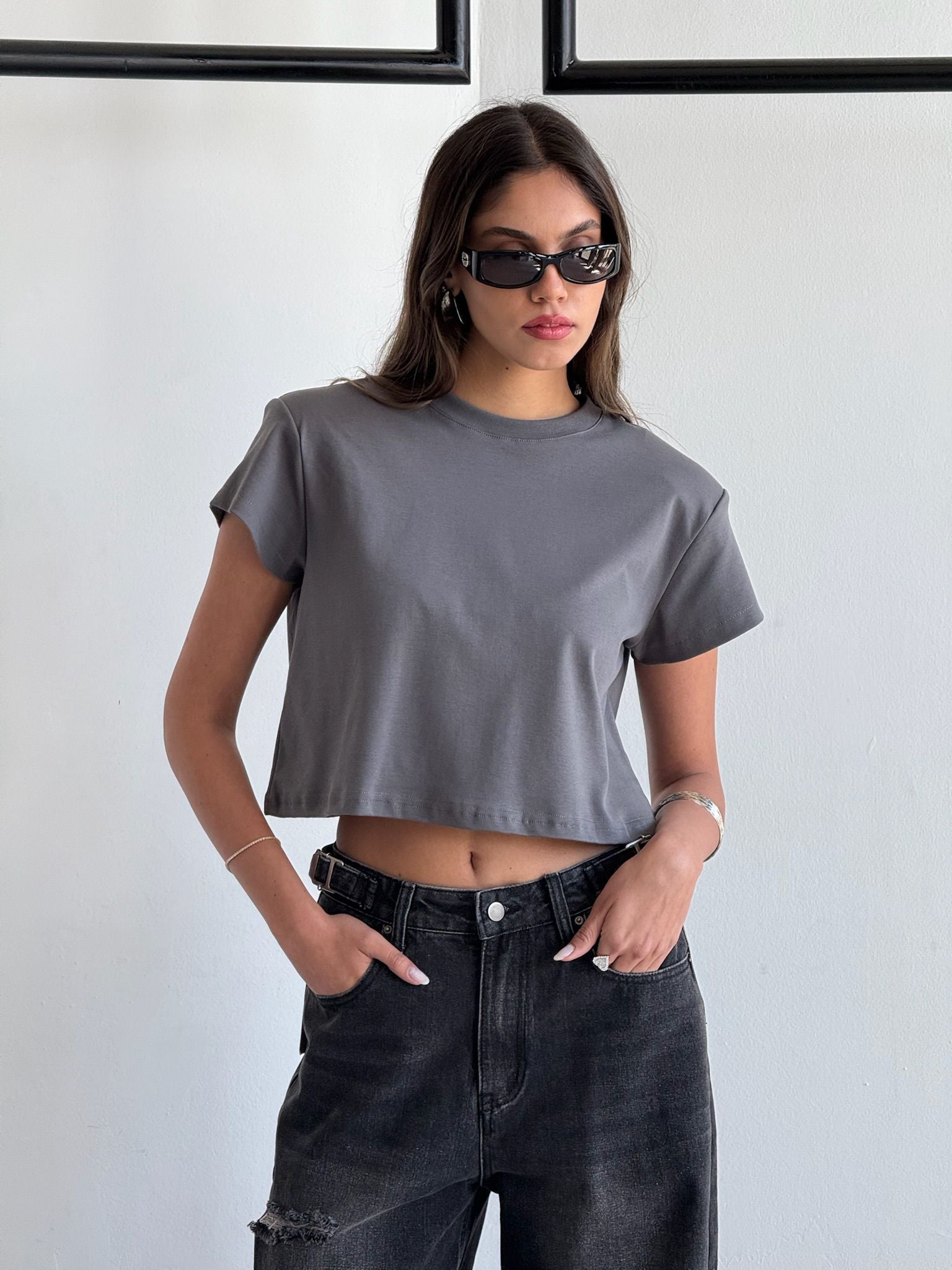 חולצת בילי אפור