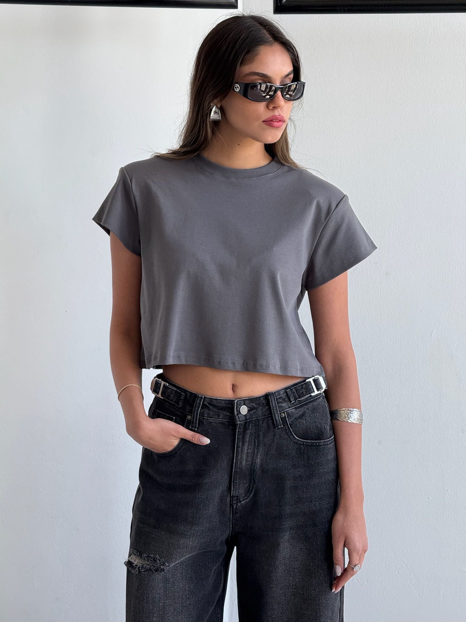 חולצת בילי אפור