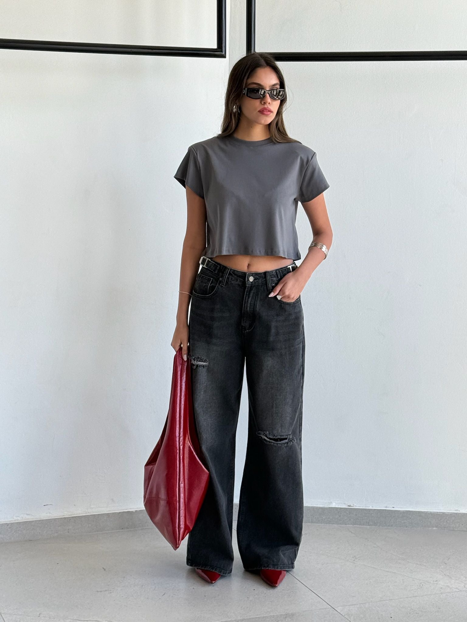 חולצת בילי אפור