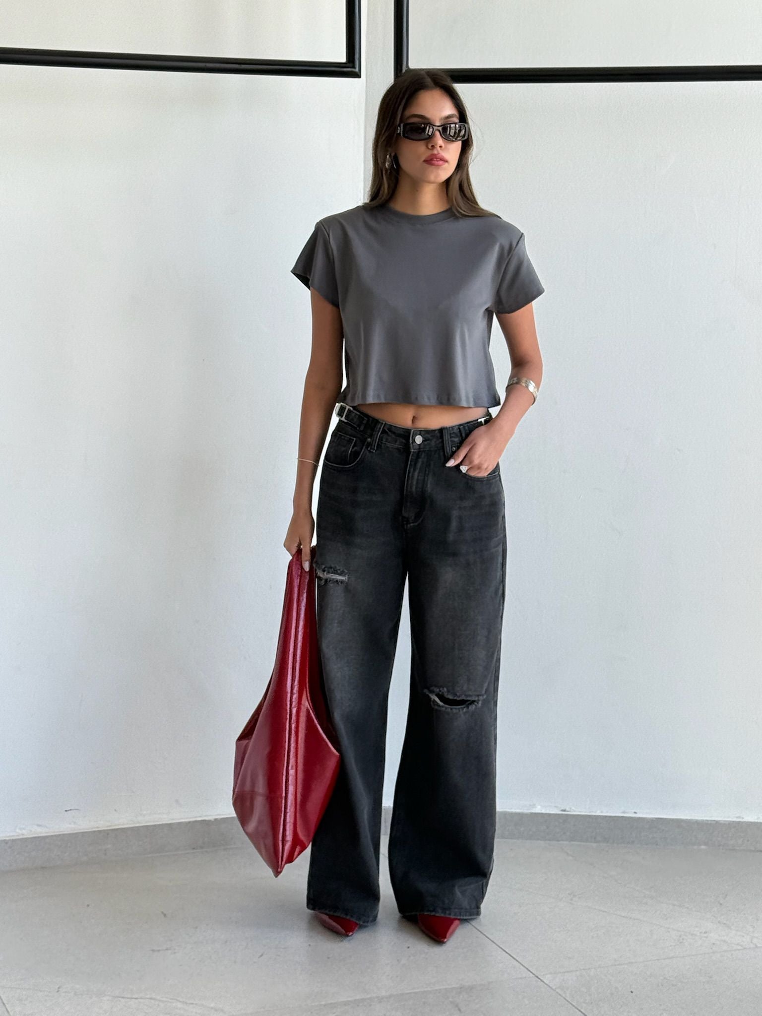 חולצת בילי אפור