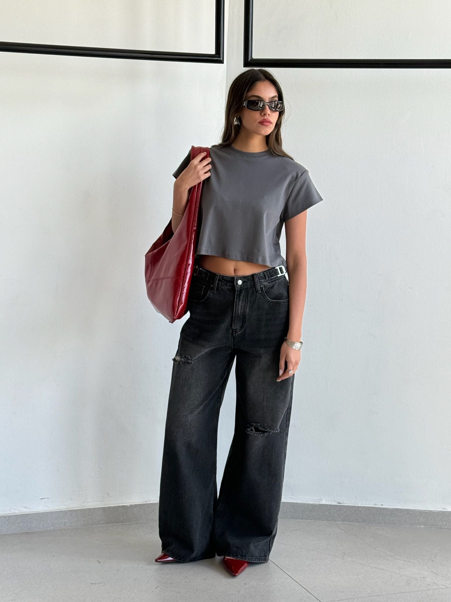 חולצת בילי אפור